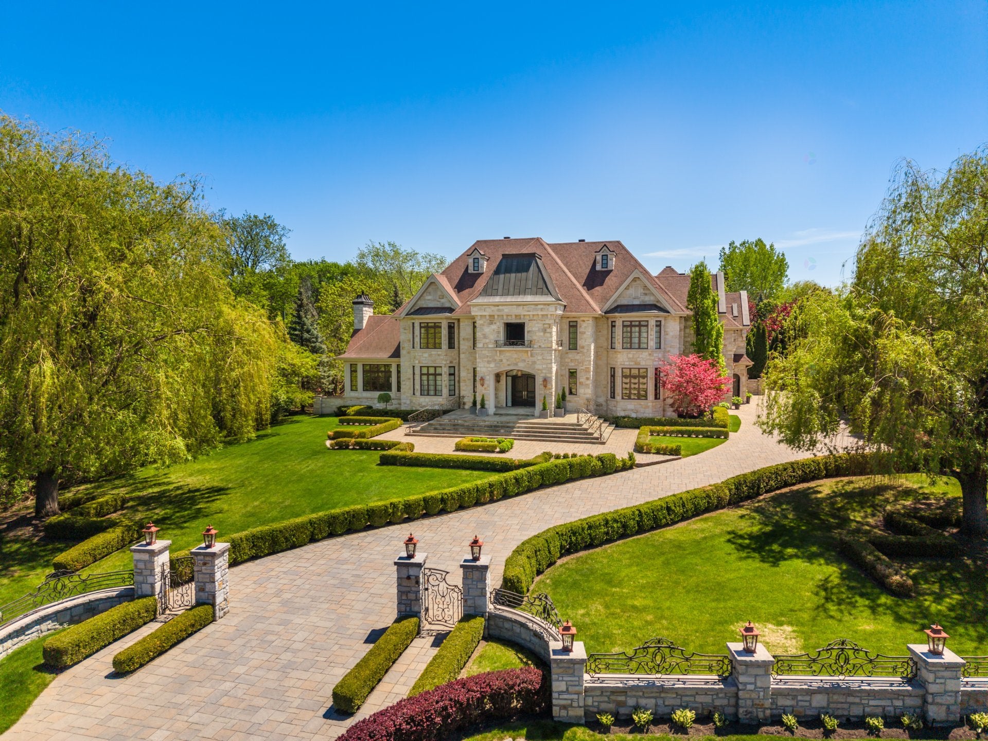 Remarkable estate meticulously designed