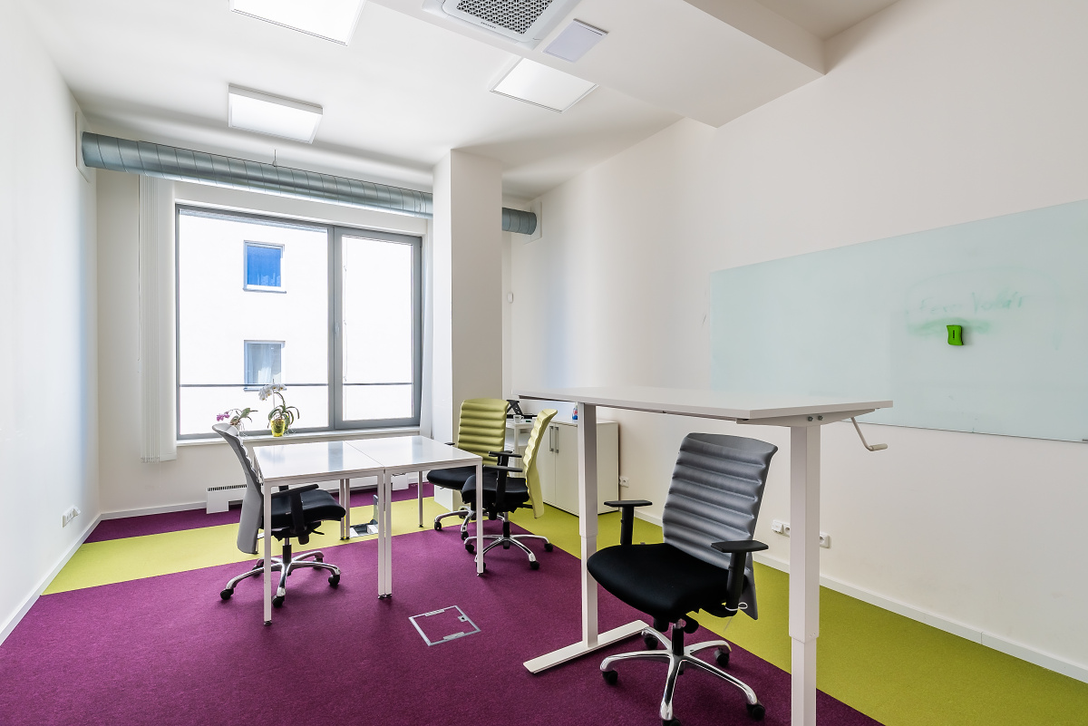 Room for rent suitable for physiotherapy