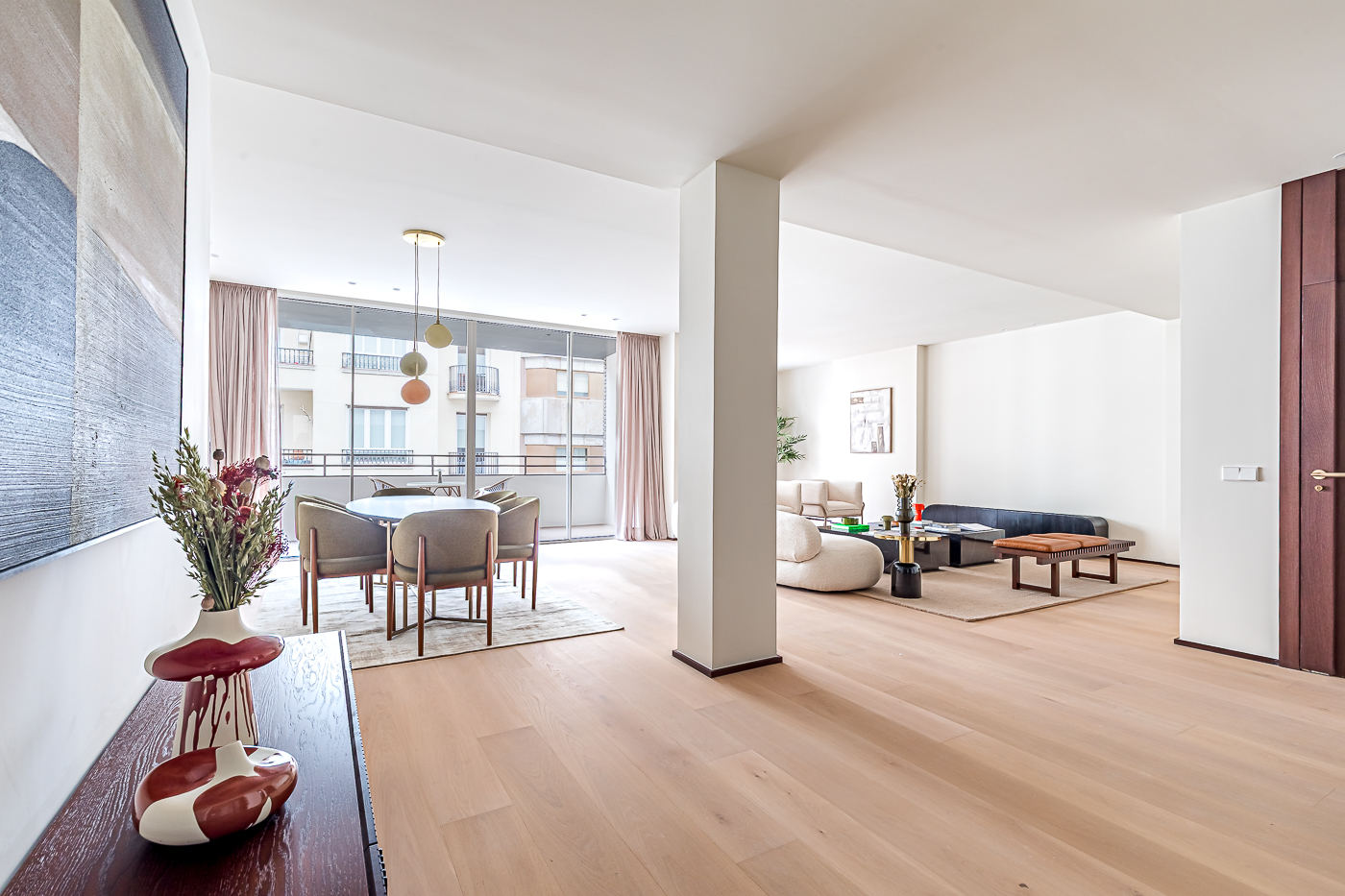 Amazing brand-new apartment in Recoletos with terrace and parking.