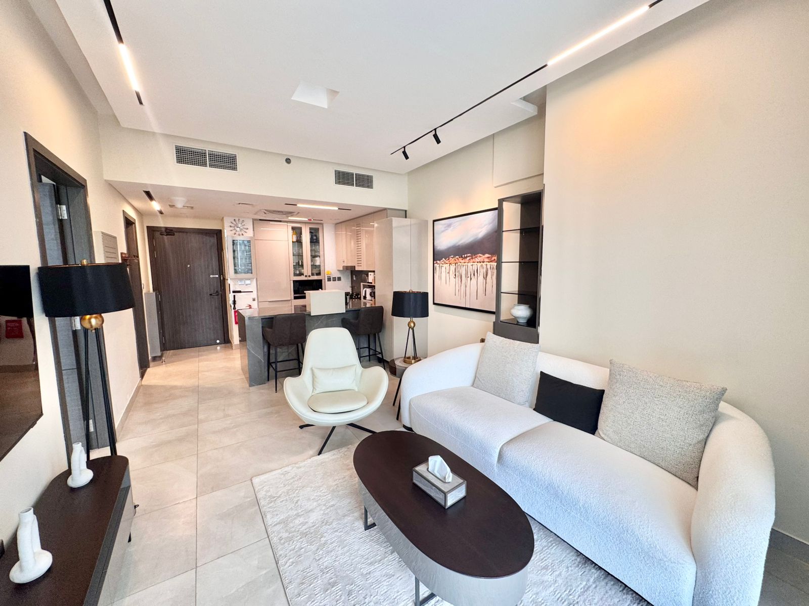 Fully Furnished |  Vacant |  Prime Location