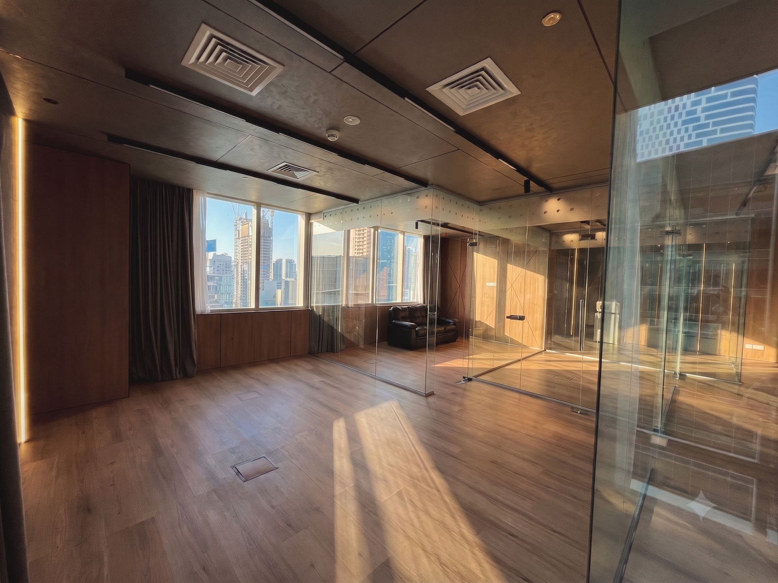 Sleek Partitioning | High Floor | Vacant