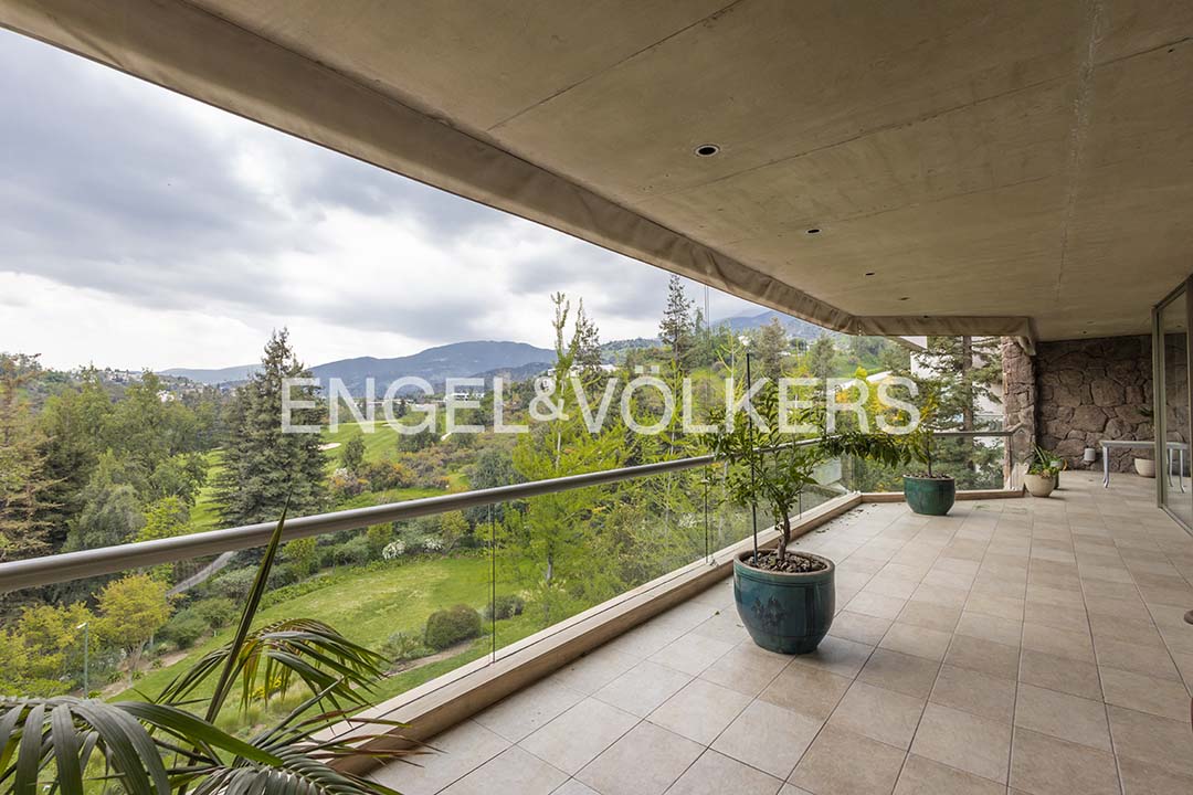 Departamento 4D 4B en Valle Escondido, 4 estacionamientos