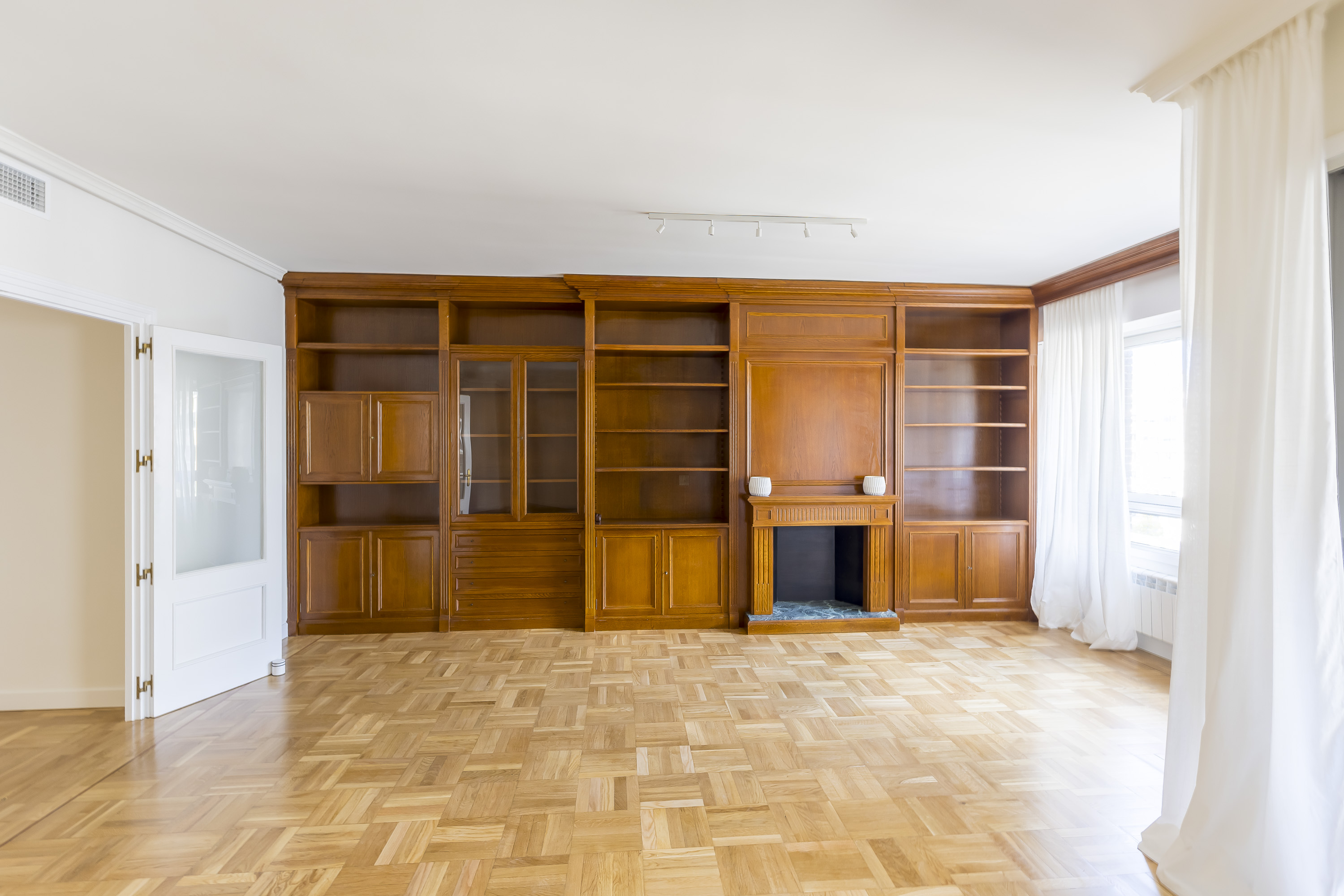Elegance, Unique Views, and Space Near Castellana!