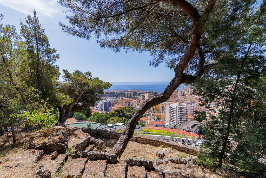 Projet de construction unique avec vue mer et montagne - portes de Monaco