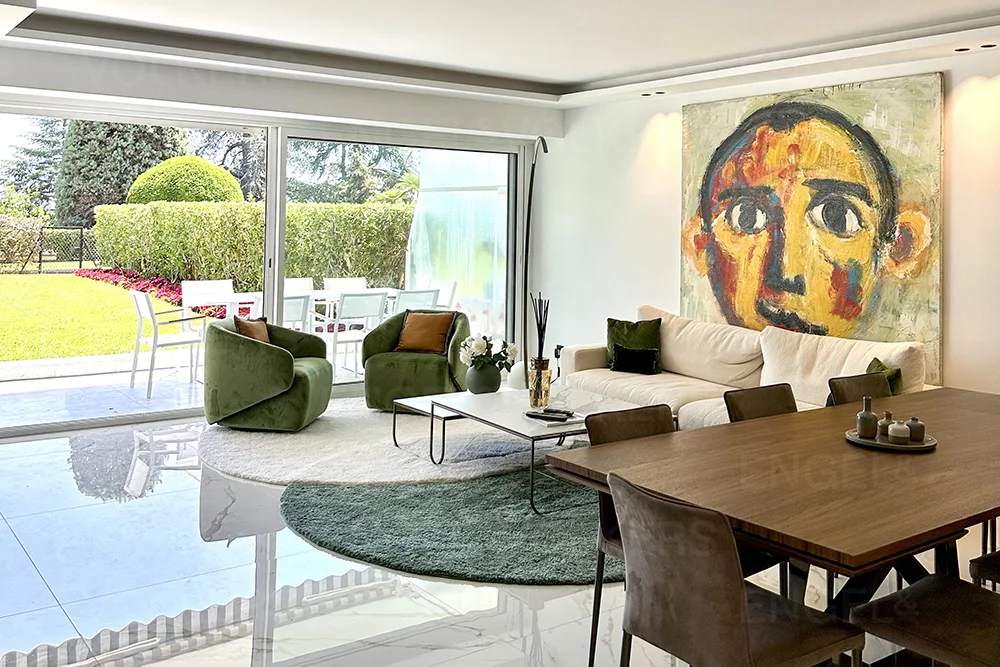 Beautiful 4 bedroom apartment in a private park, Cannes Croix des Gardes