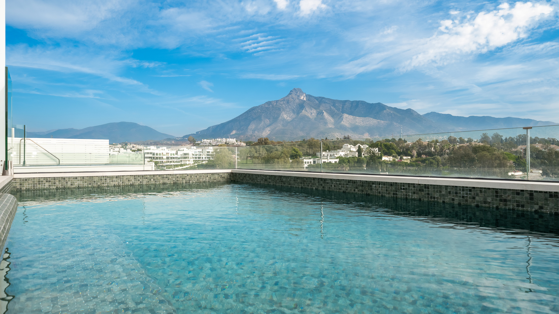 Newly Built Triplex Penthouse with Private Pool in Marbella’s Golden Mile