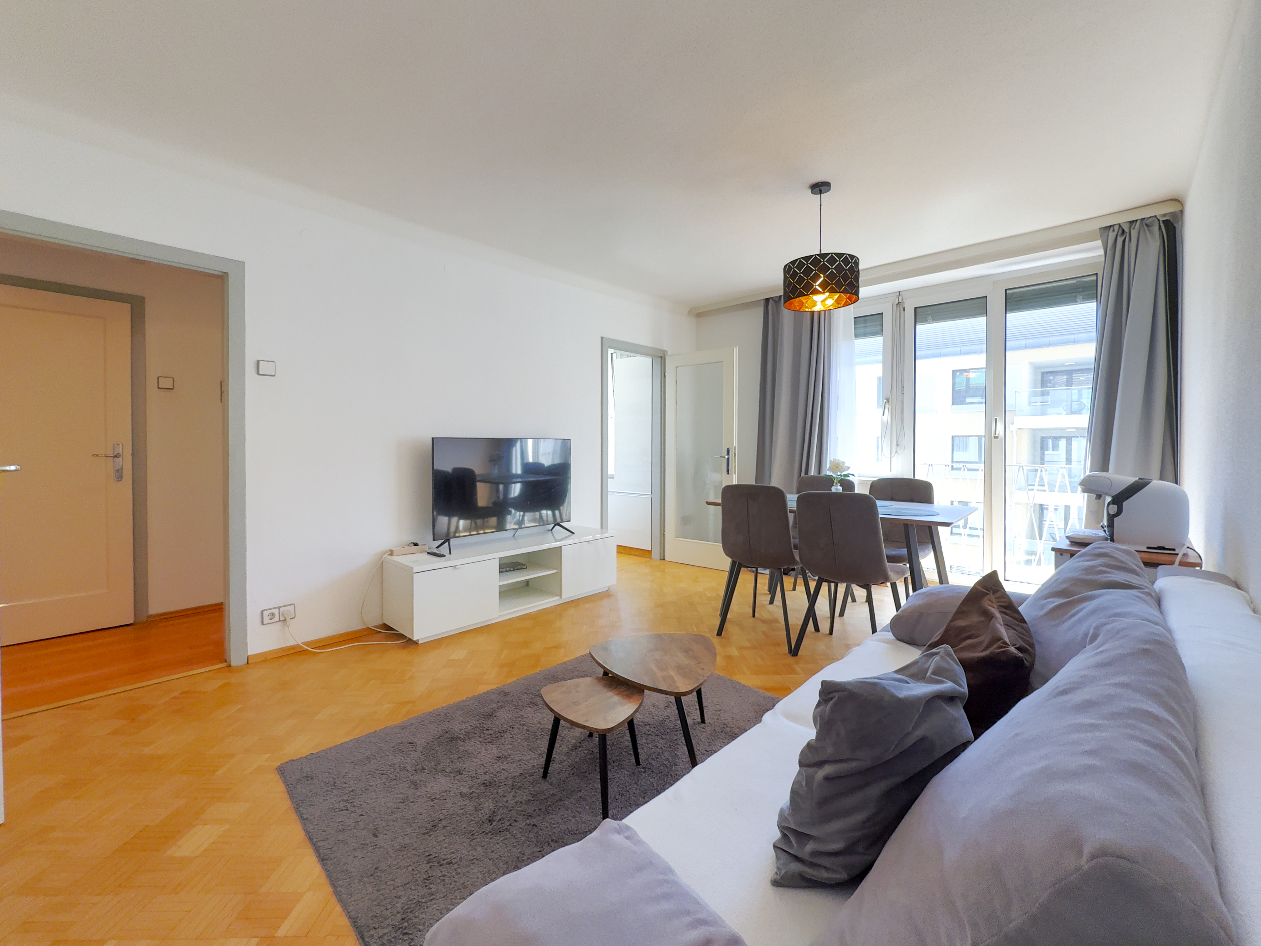 Helle 3-Zimmer Wohnung im 4.Stock nähe Hauptbahnhof