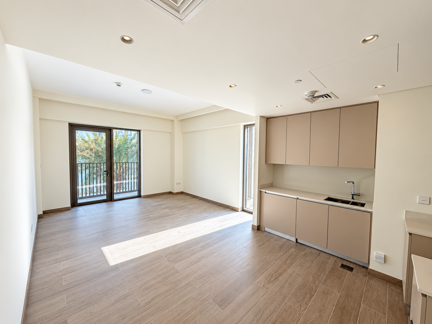 Ready to Move In | Unfurnished |Creek Beach Access