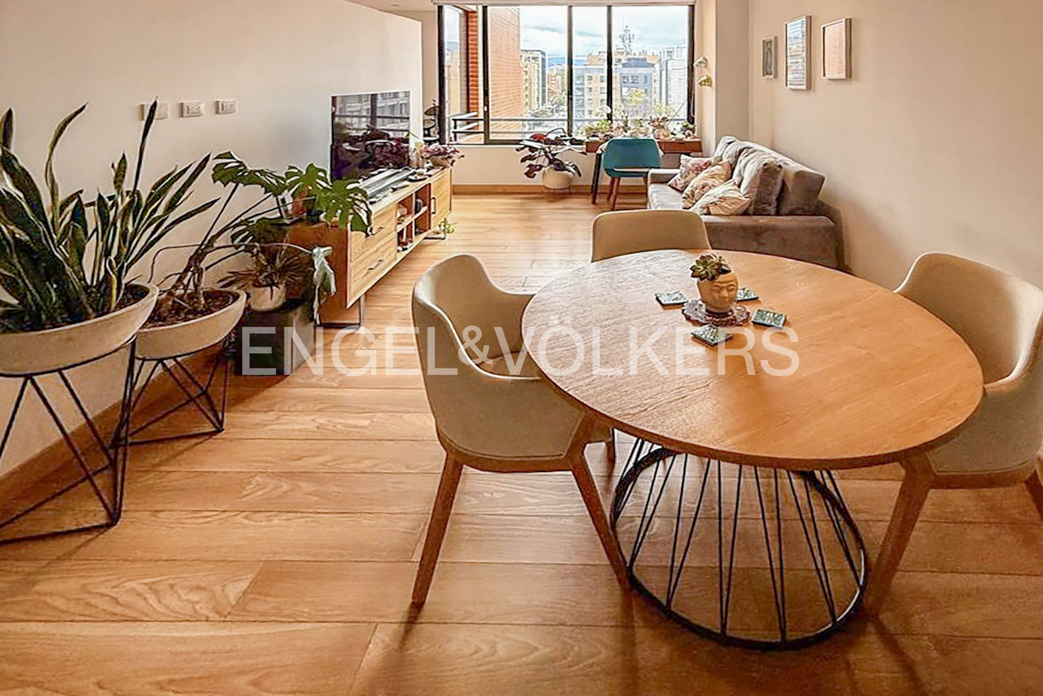 Moderno Apartamento para Arriendo en Chico
