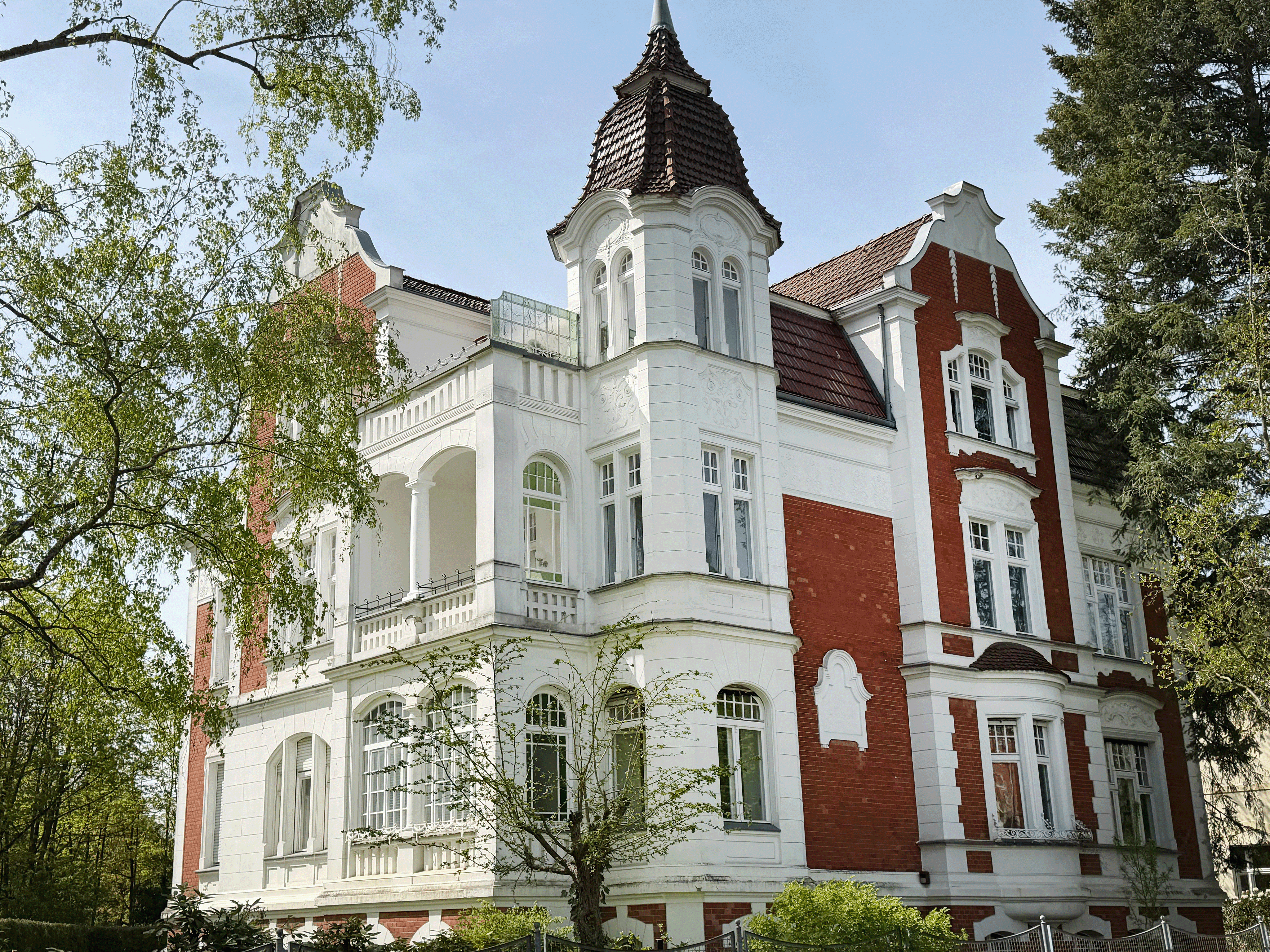 Repräsentative, modernisierte Altbauetage in Berlin-Zehlendorf