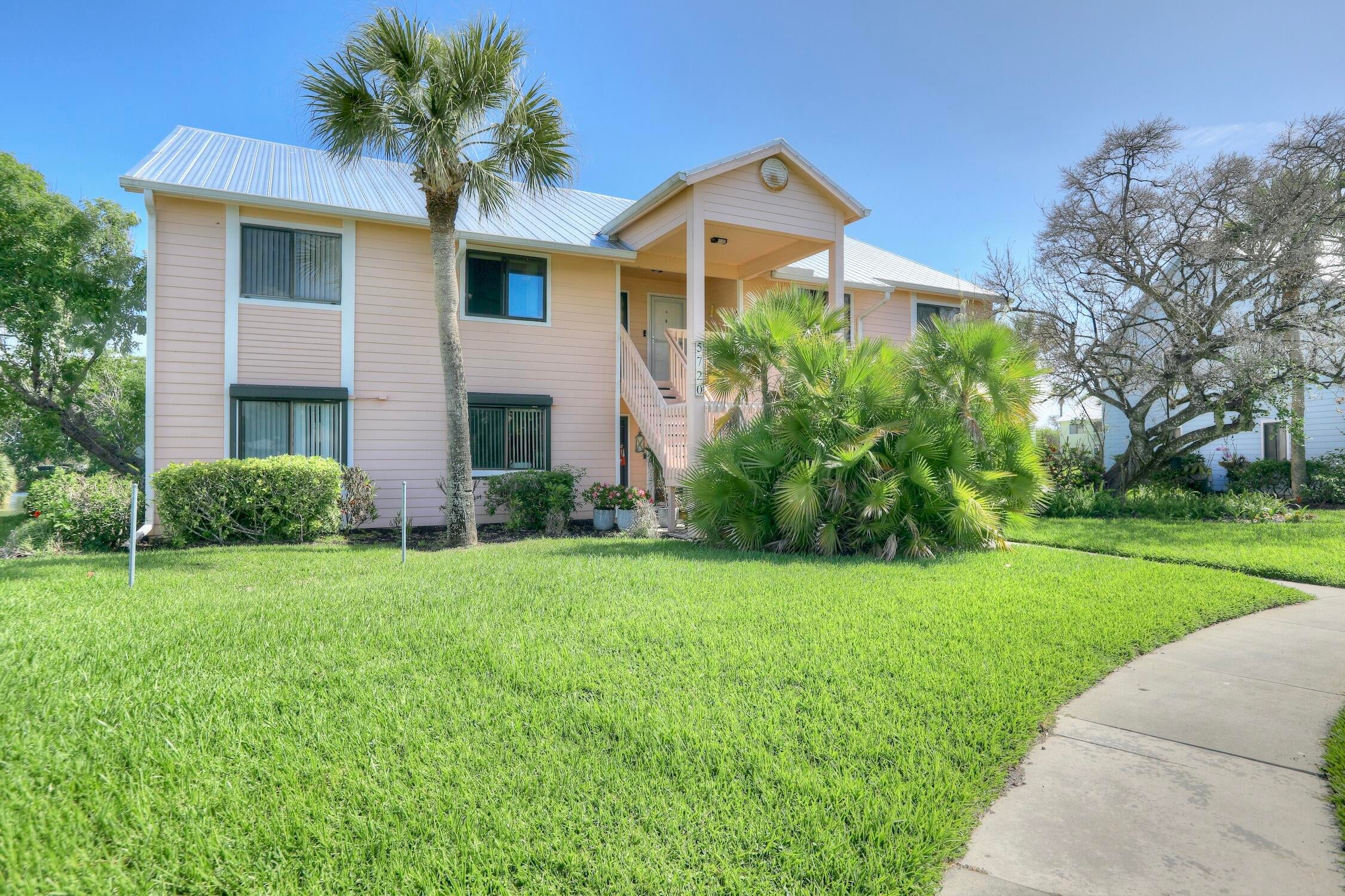 Fully Furnished with Golf Course and Lake Views