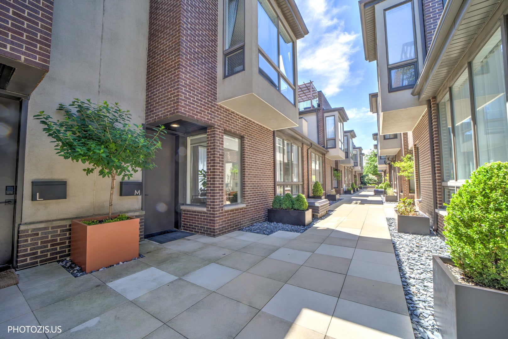 Rare Bucktown Townhome
