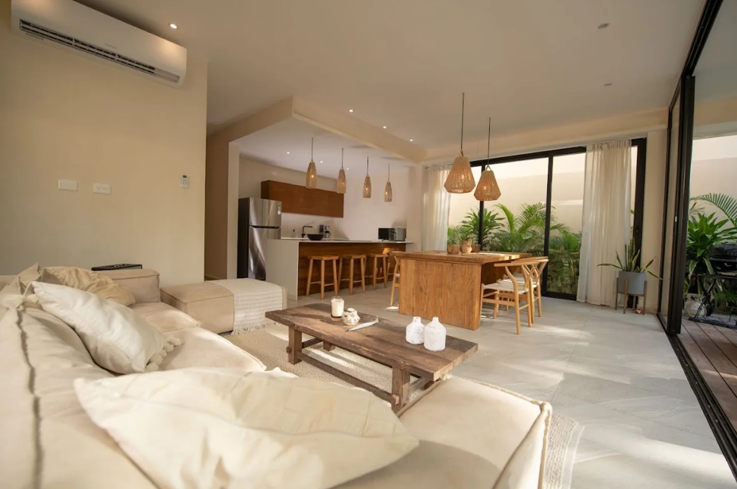 4 Bedroom Villa with Private Pool in Tulum Center 4