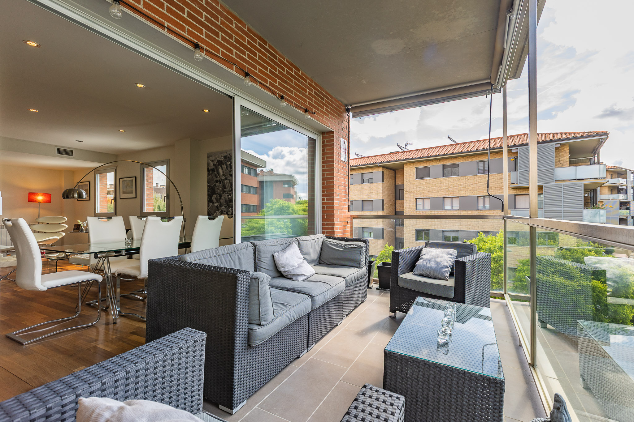 Spectacular corner apartment in Volpelleres