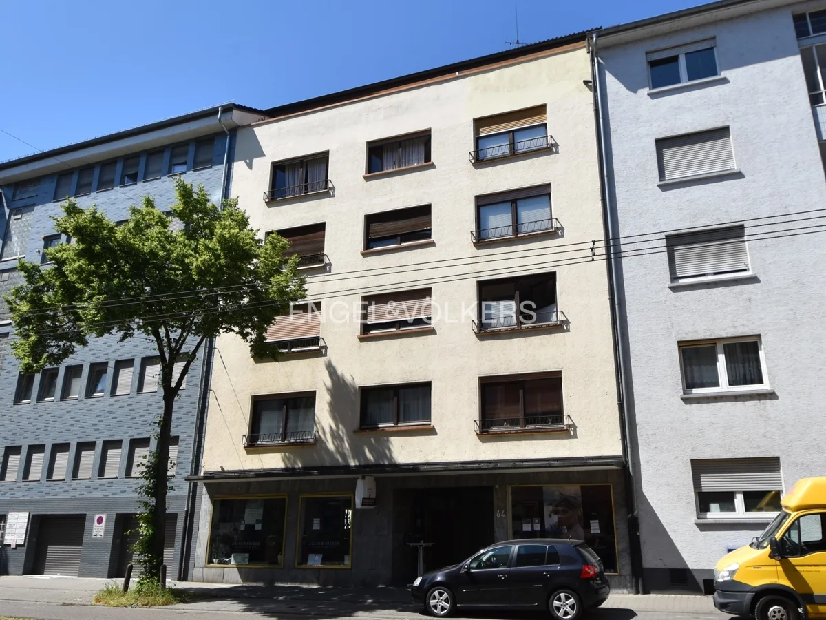 2023 VERKAUFT: Lindenhof: Gepflegtes Wohn- und Geschäftshaus mit Aufzug