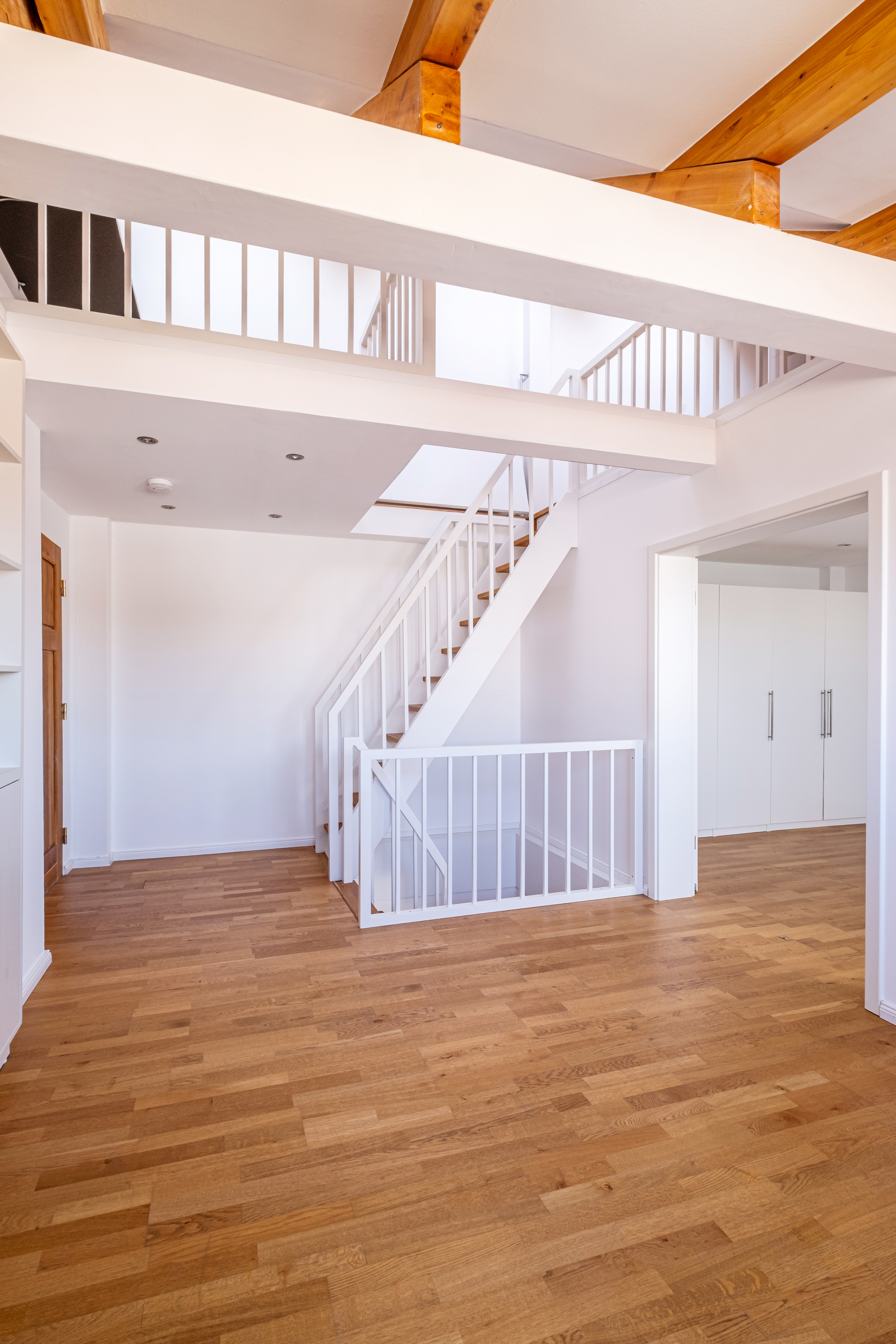 Living above the rooftops: Exceptional maisonette with panoramic views