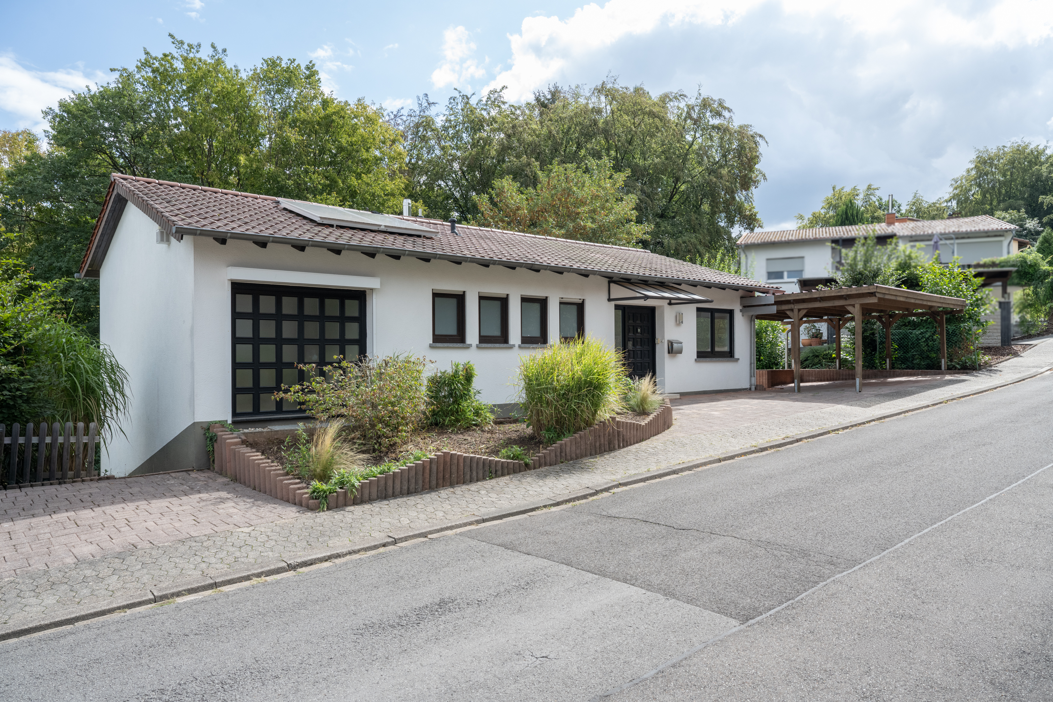 Idyllisches Einfamilienhaus in ruhiger Waldrand- und Sackgassenlage in Sulzbach!