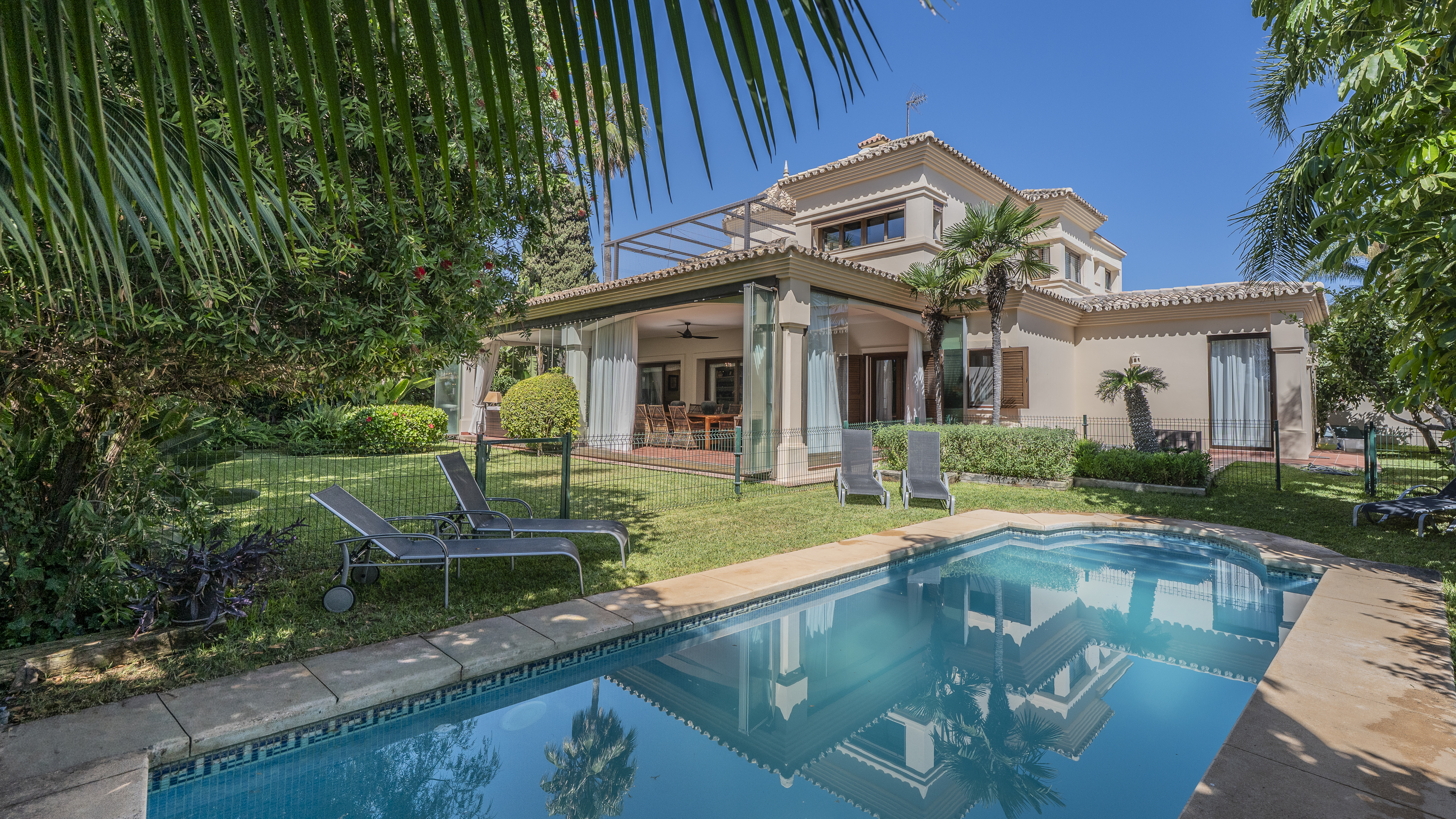 Elegant Andalusian-Mediterranean villa in Linda Vista, San Pedro Beach
