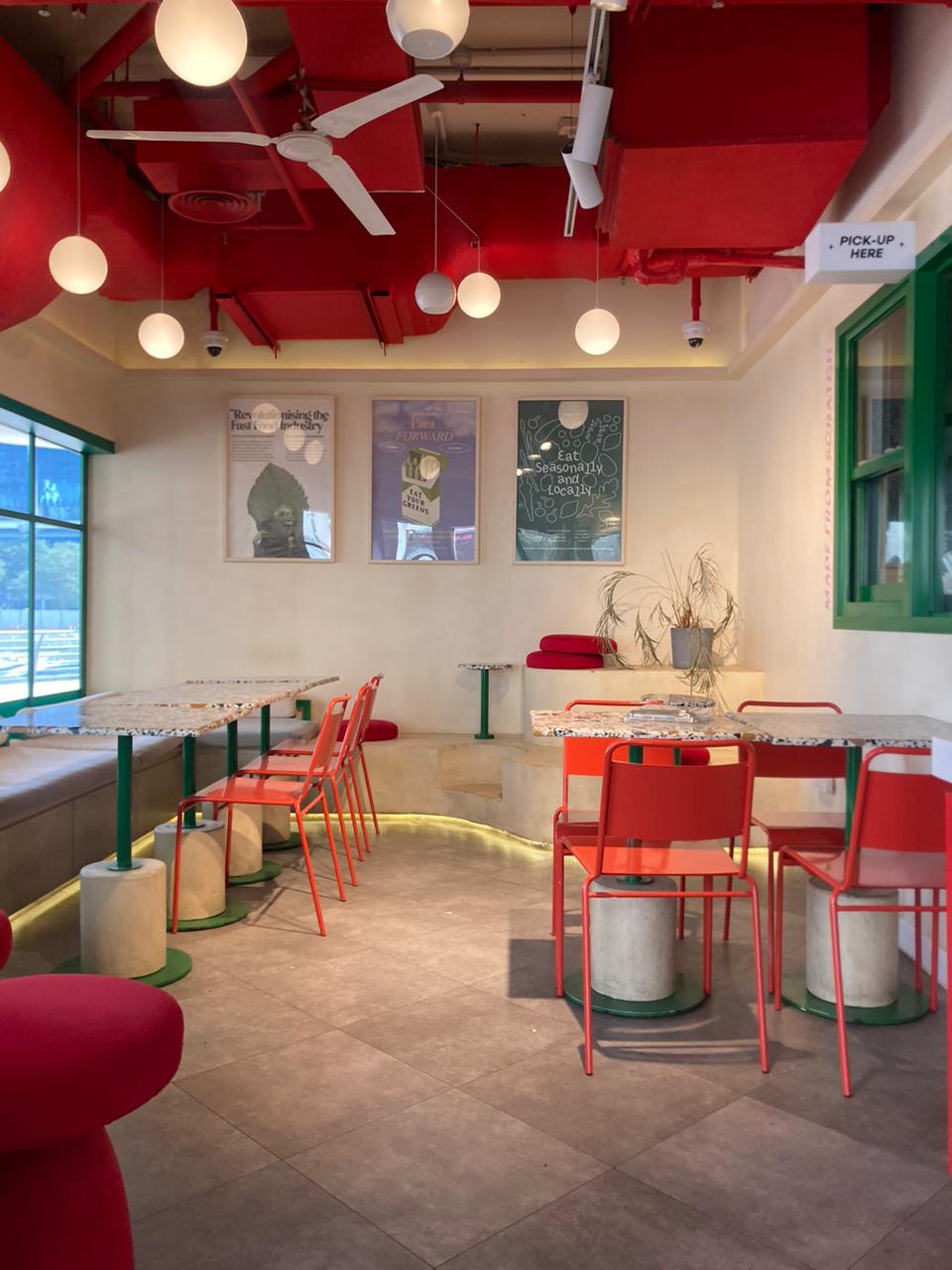 Fully Fitted | Restaurant |Equipped Kitchen