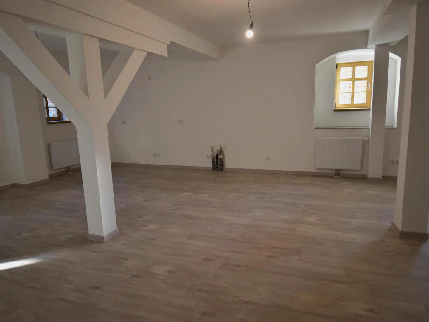 Exquisites Apartment mit historischem Charme und moderner Eleganz am Schlossberg in Halle (Saale) - Photo 1