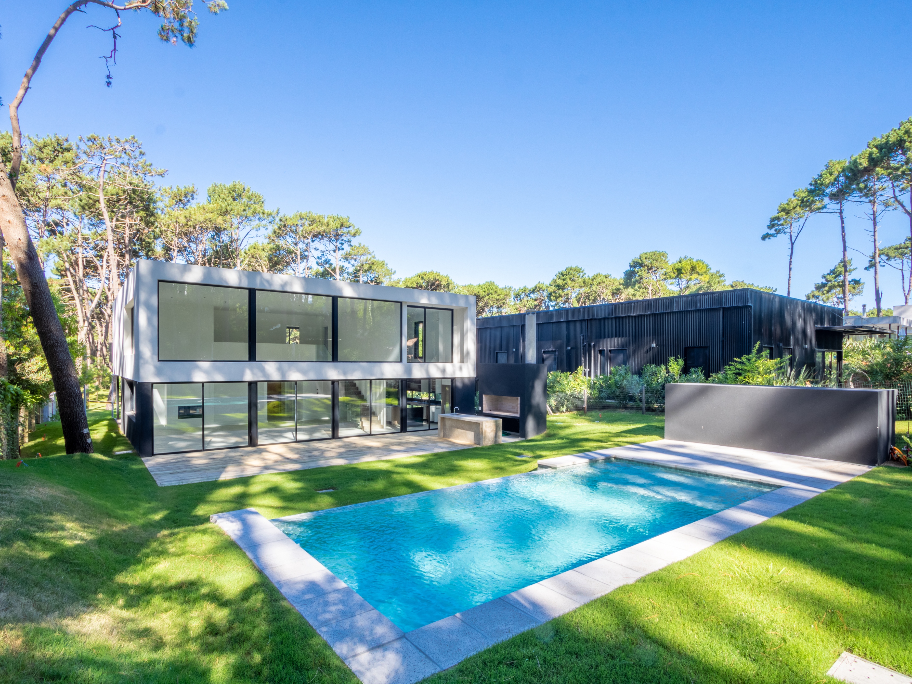 House in gated complex close to the beach