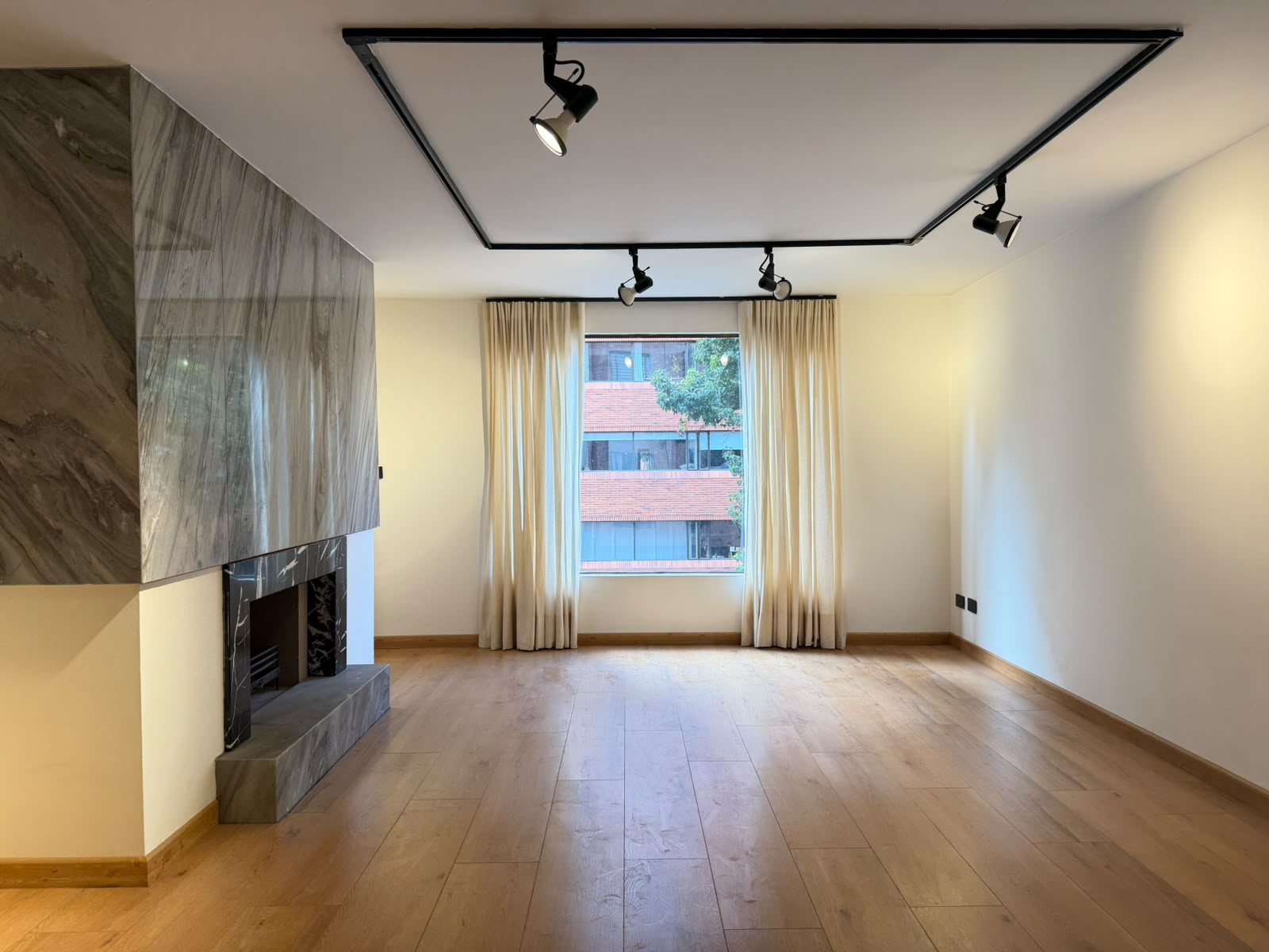 Apartamento remodelado para venta en El Virrey