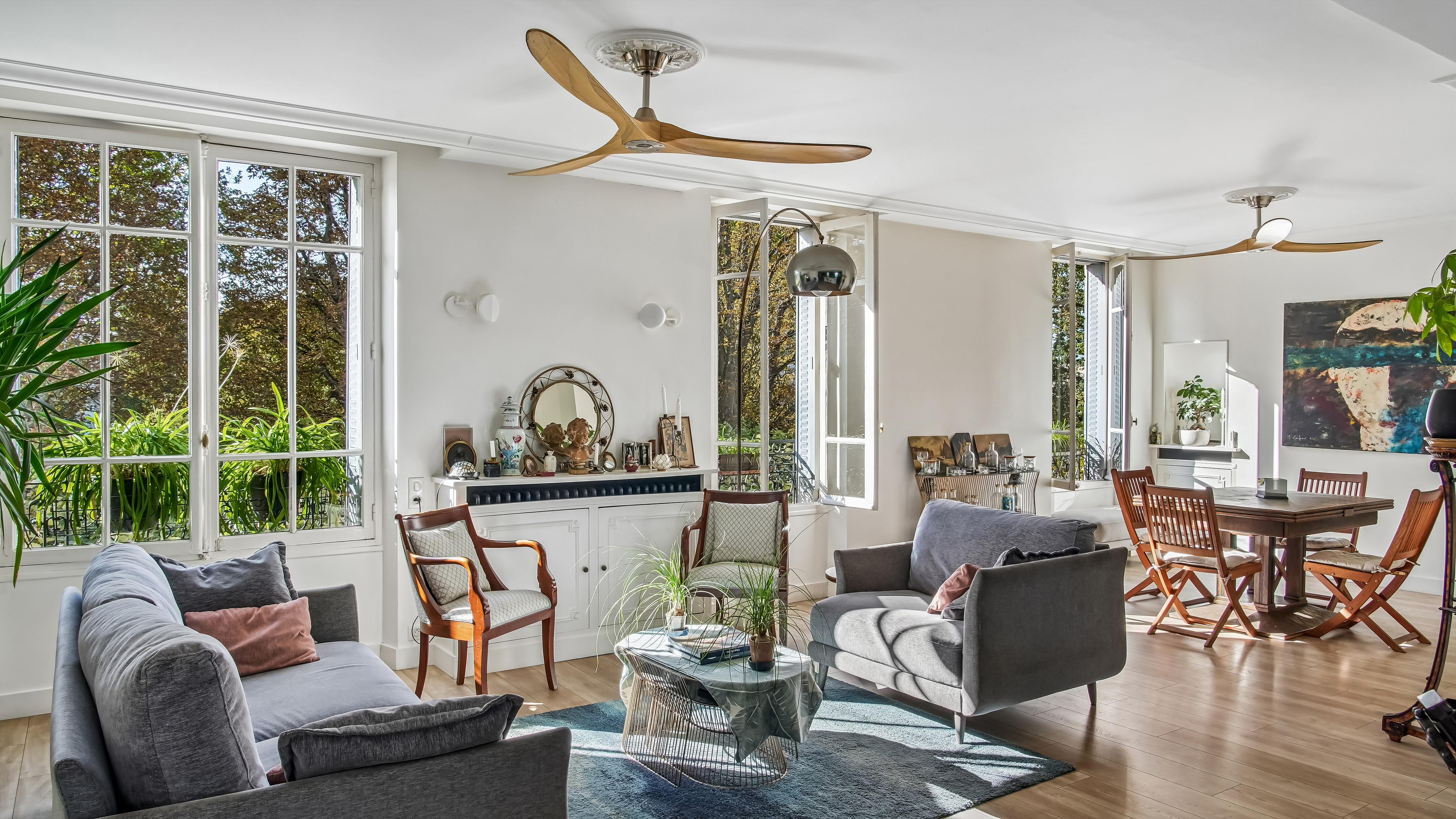 Like a townhouse in historic Choisy-le-Roi, just 15 minutes from central Paris