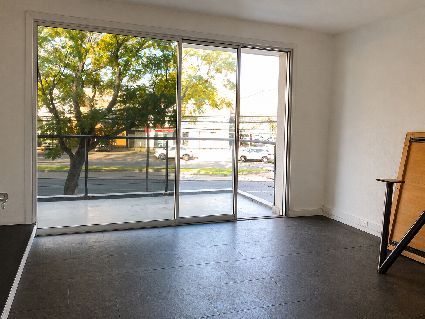 Arriendo remodelada oficina 125 m2 Nueva Costanera