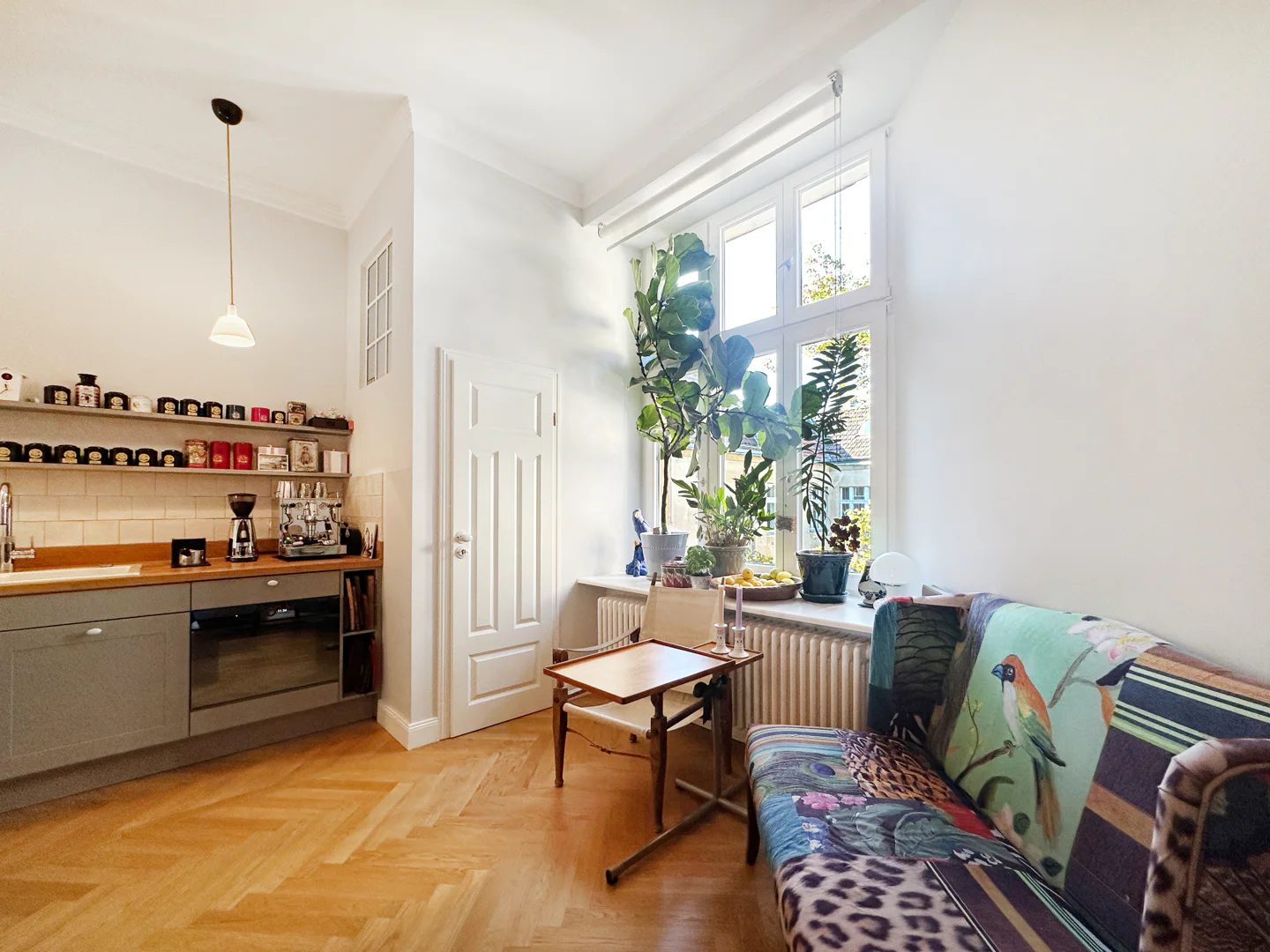 Hochwertig möblierte Maisonette-Wohnung mit einzigartigem Flair am Savignyplatz - Photo 2