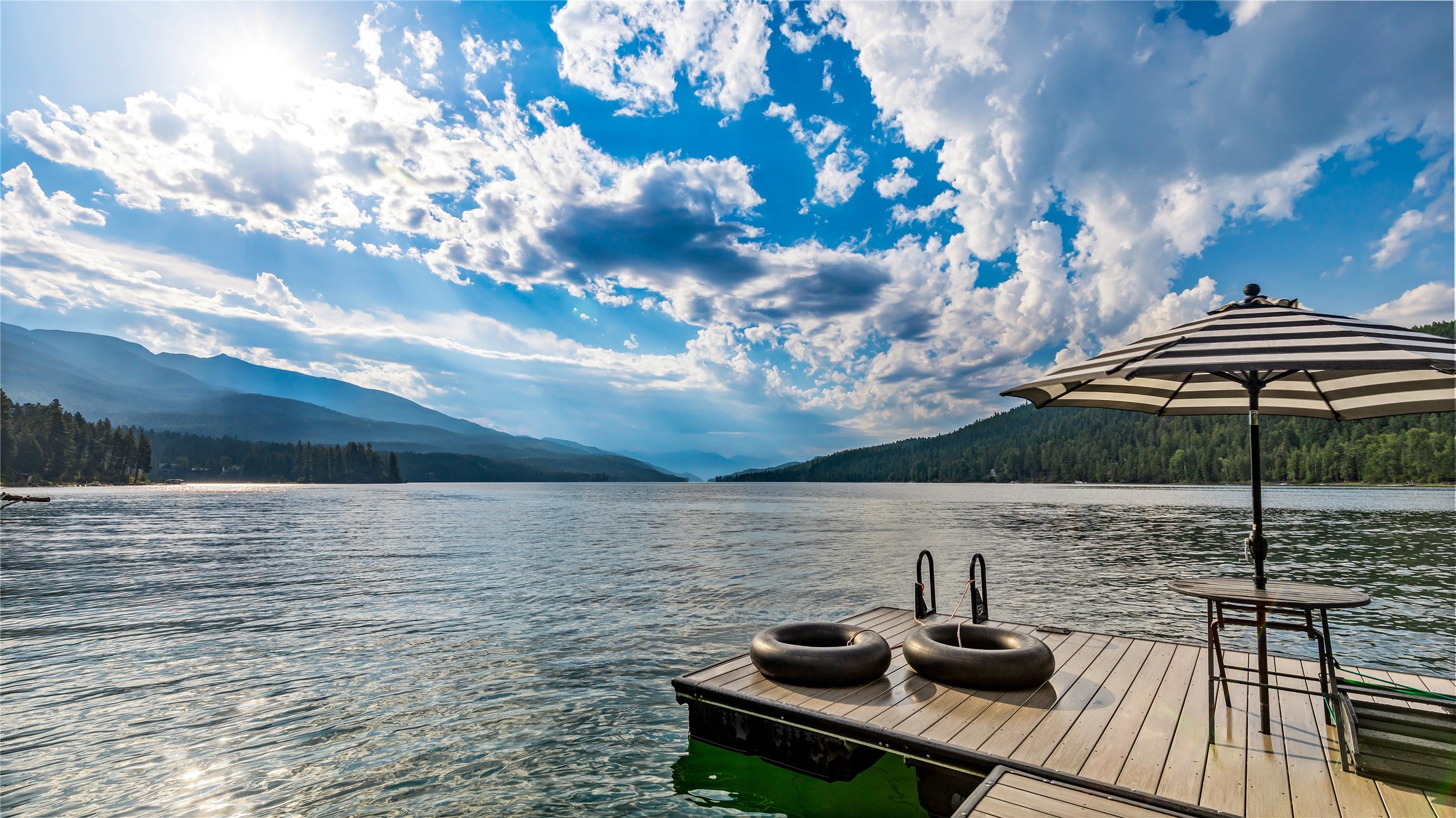 Three Lakeside Homes on Nearly 10 Acres