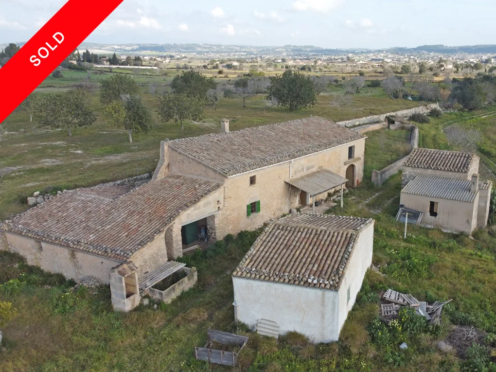 *SOLD* Traditional finca for renovation with licence