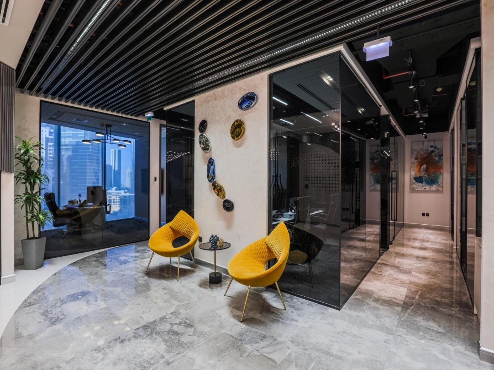 10 parkings | Partitioned & Furnished | Luxury