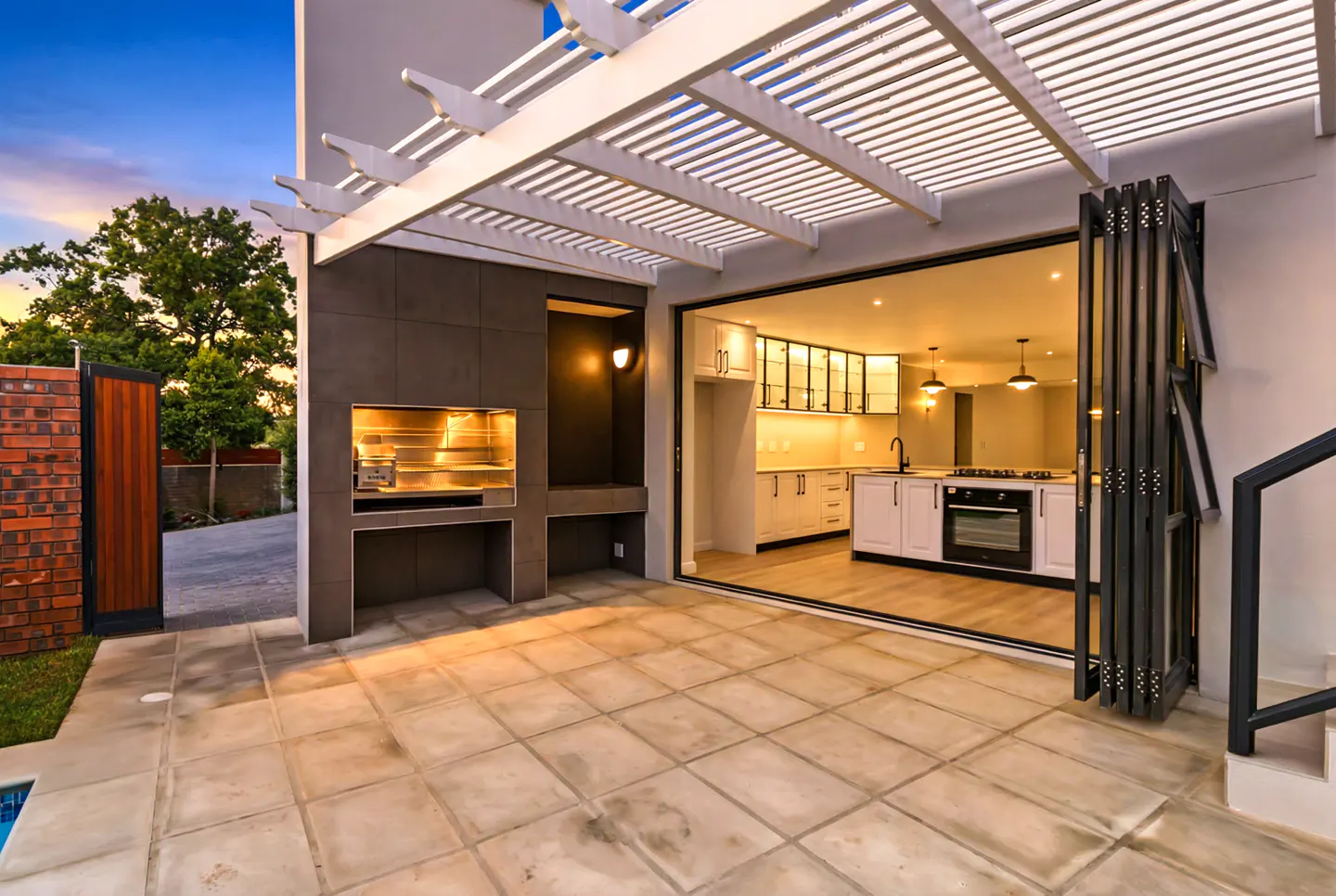 night mode (12 of 13).jpg