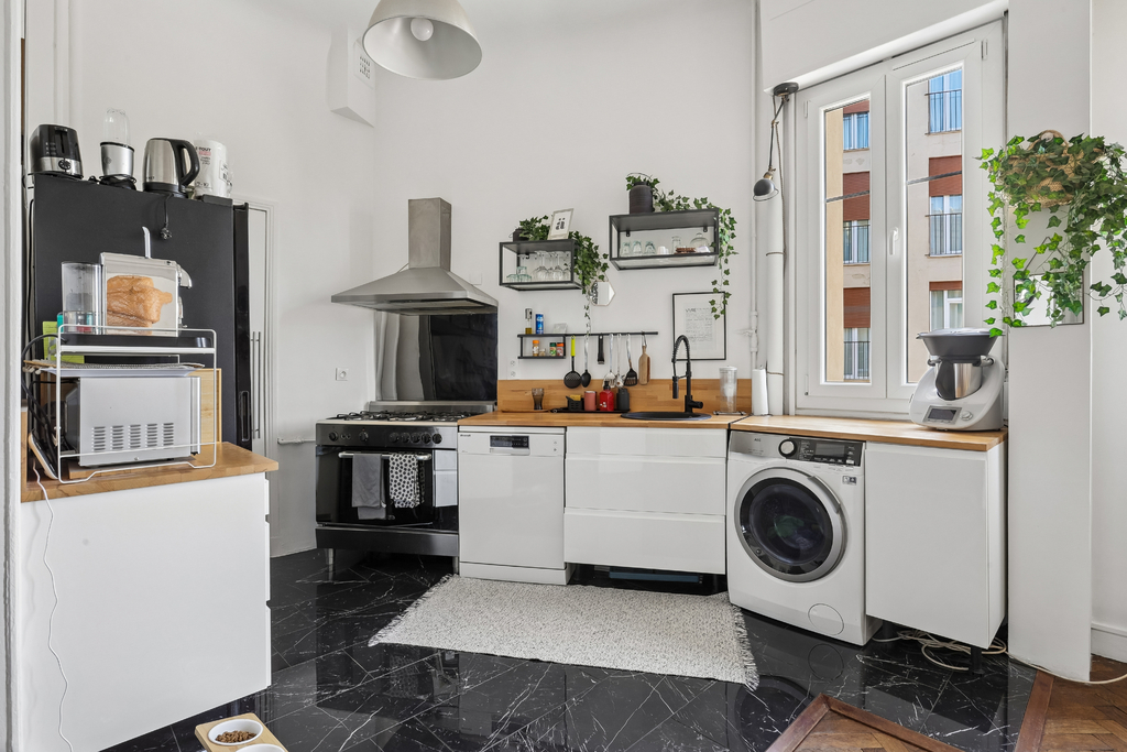 Co-exclusivité - Appartement de caractère au coeur de Nice