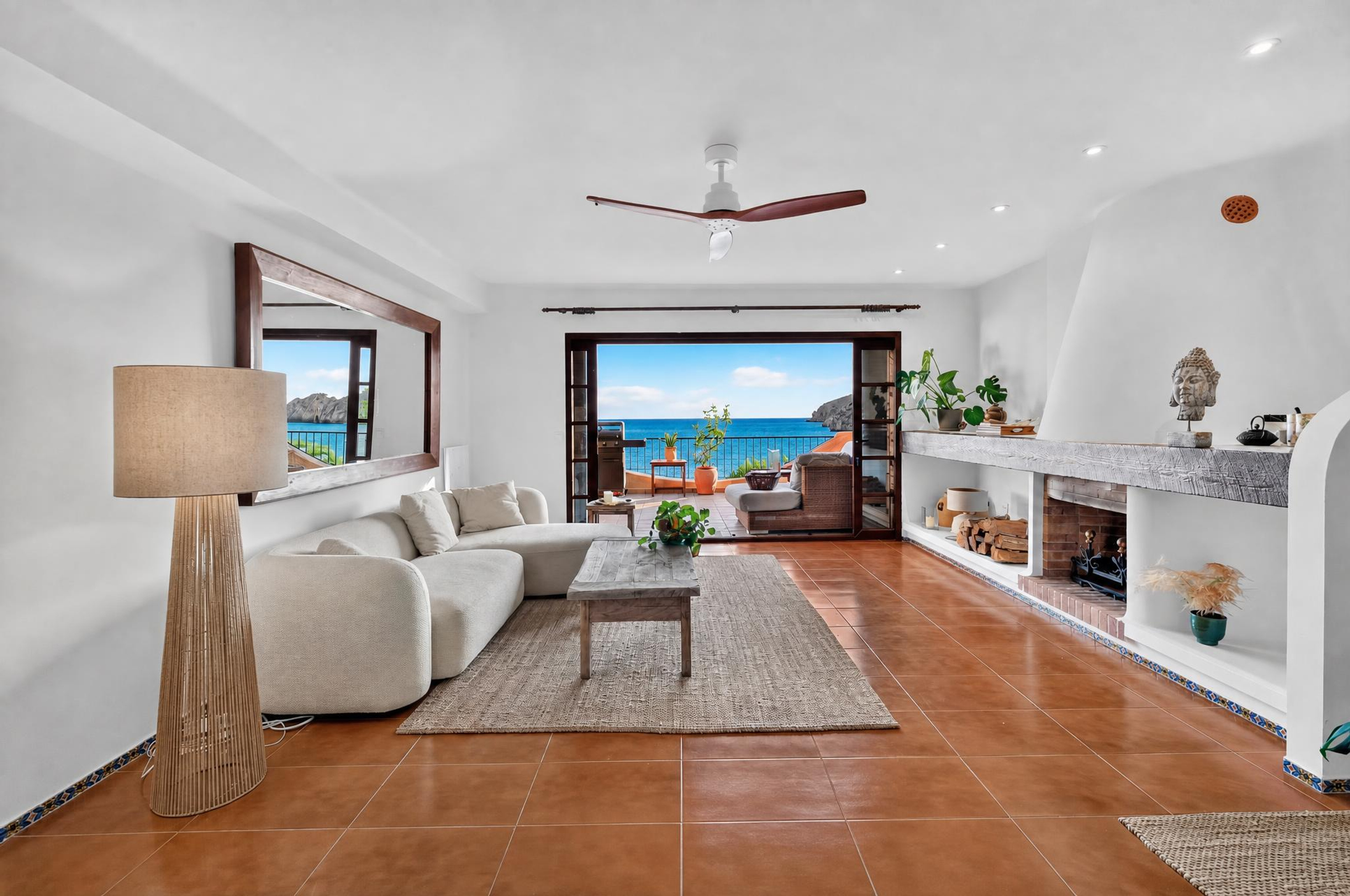 OCTOBER –MAY 2027 | Stunning Apartment on the First Sea Line
