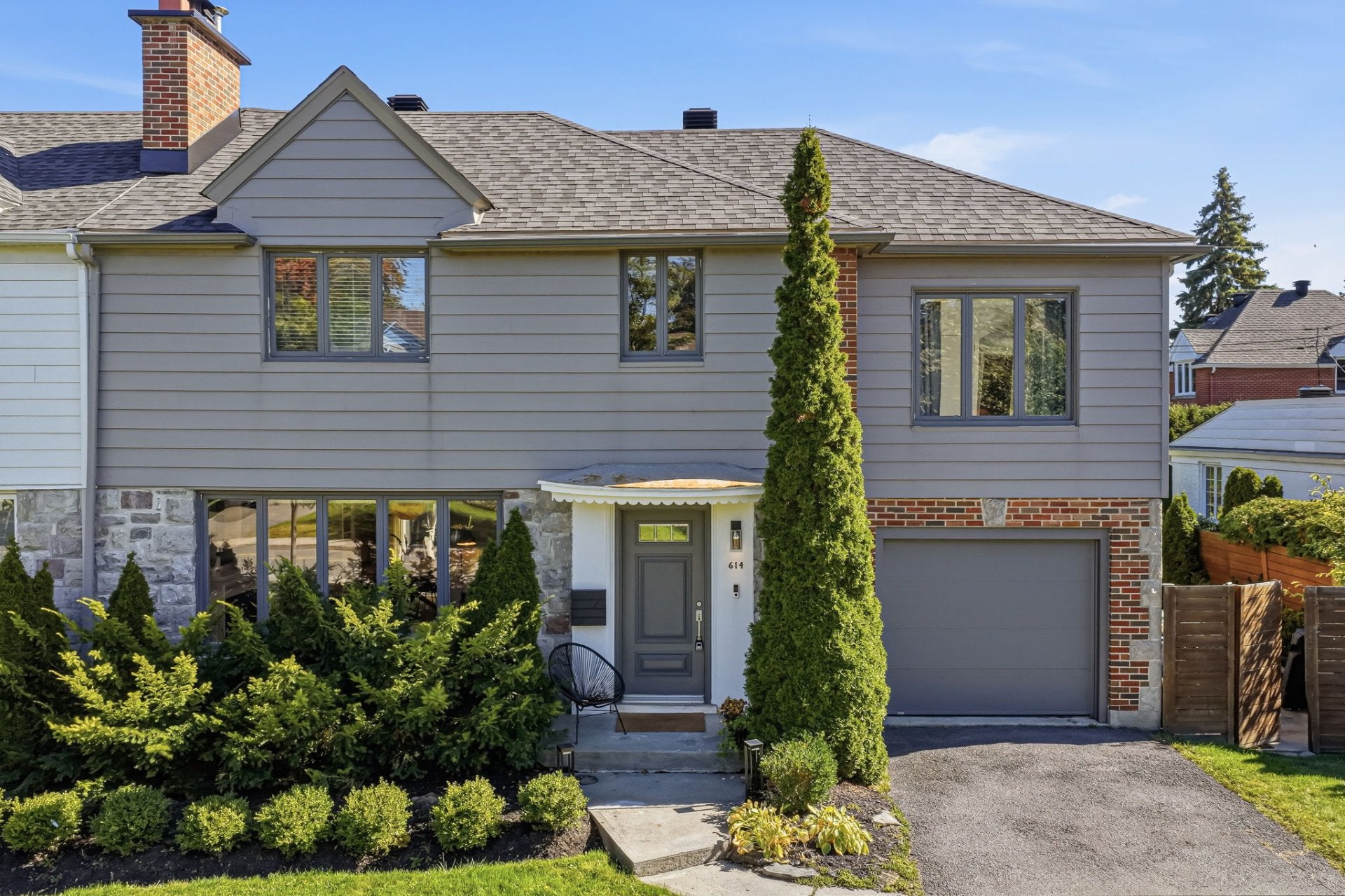 A magnificent modernized residence