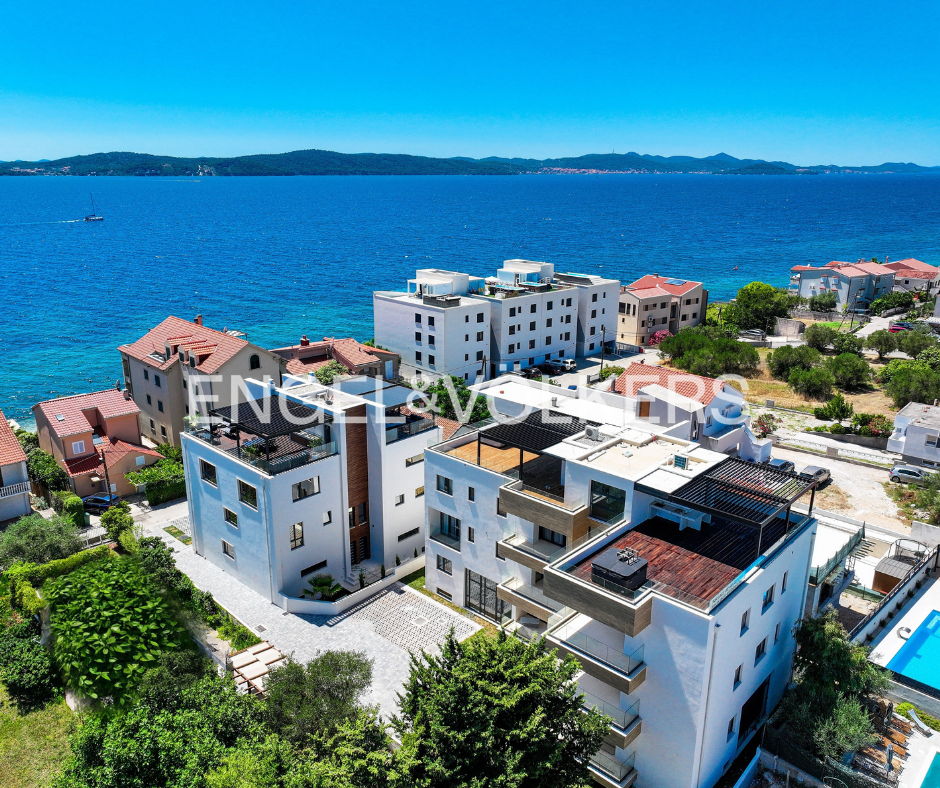 Luxury Seaview Penthouse "E6" with Private Rooftop Terrace