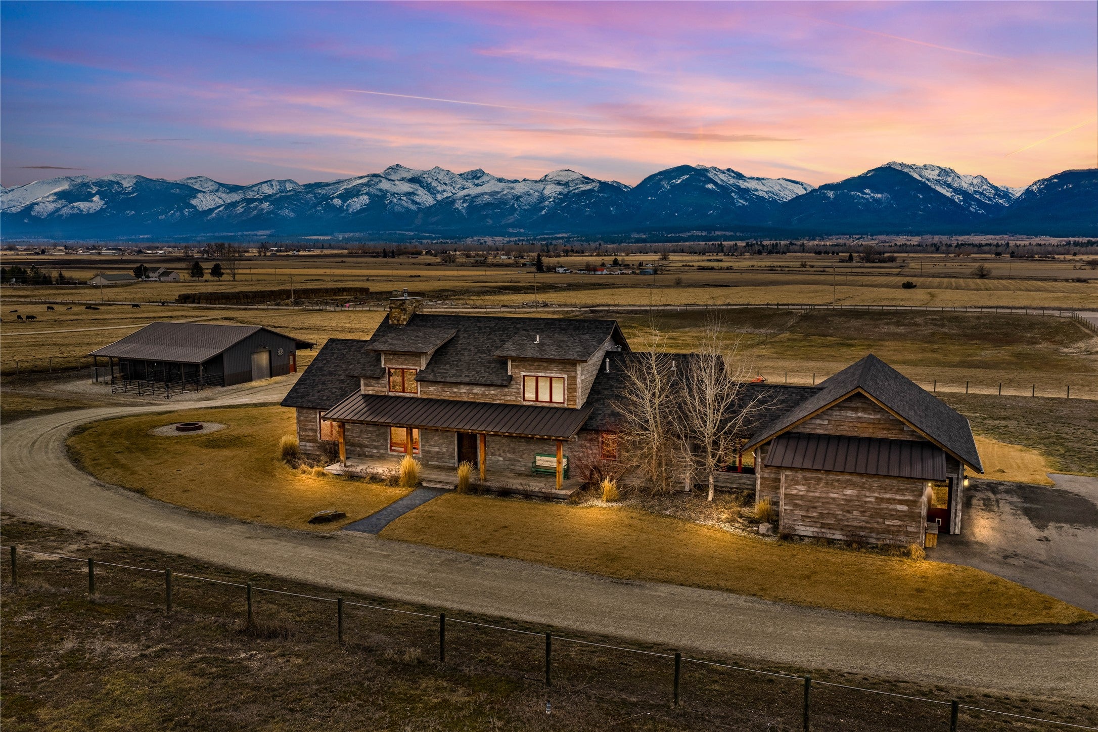 Refined Estate In The  Heart Of The Bitterroot Valley