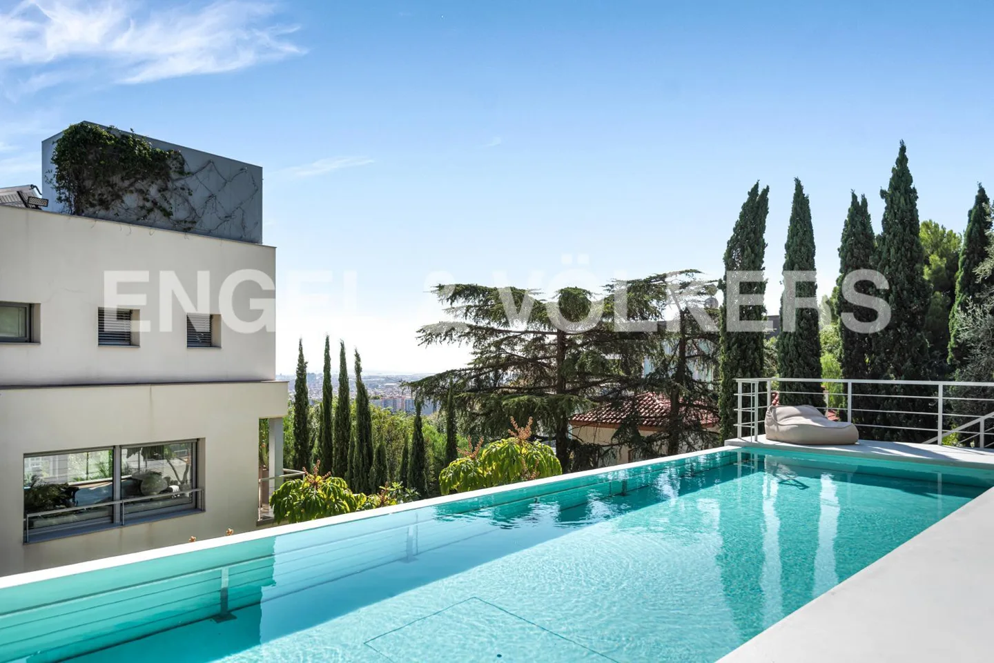 Casa amb vistes increïbles a Pedralbes