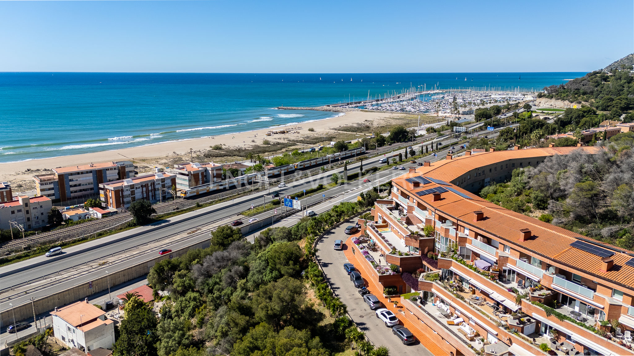 Exclusive duplex penthouse with stunning Mediterranean views