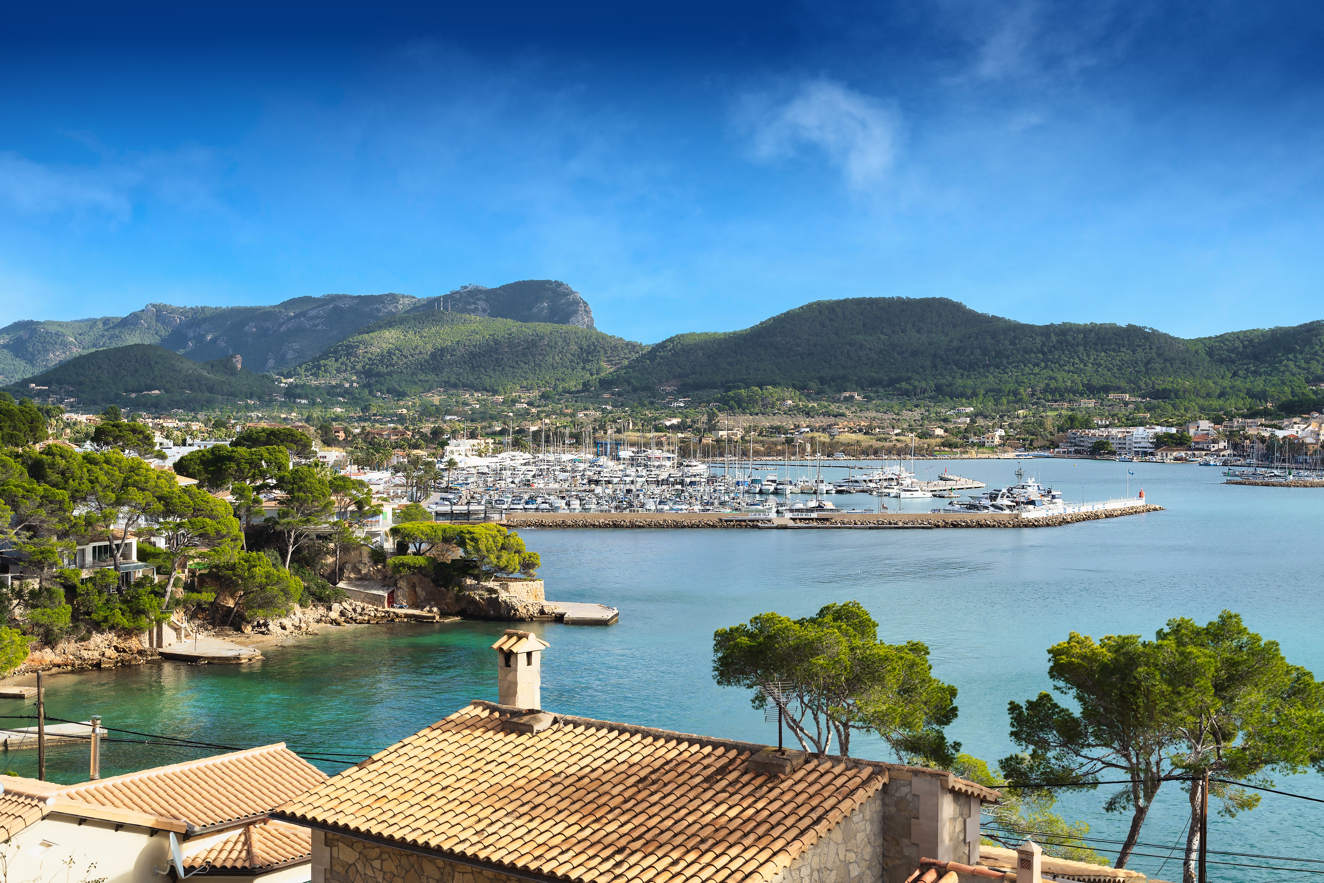 Completely renovated house with harbor view in Port Andratx