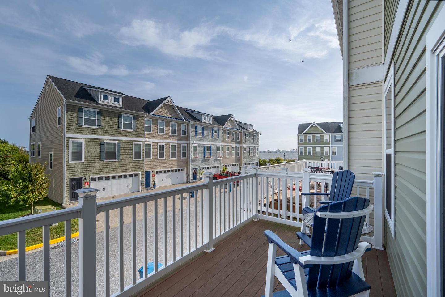 Gorgeous Townhome in West Ocean City’s Seaside Village