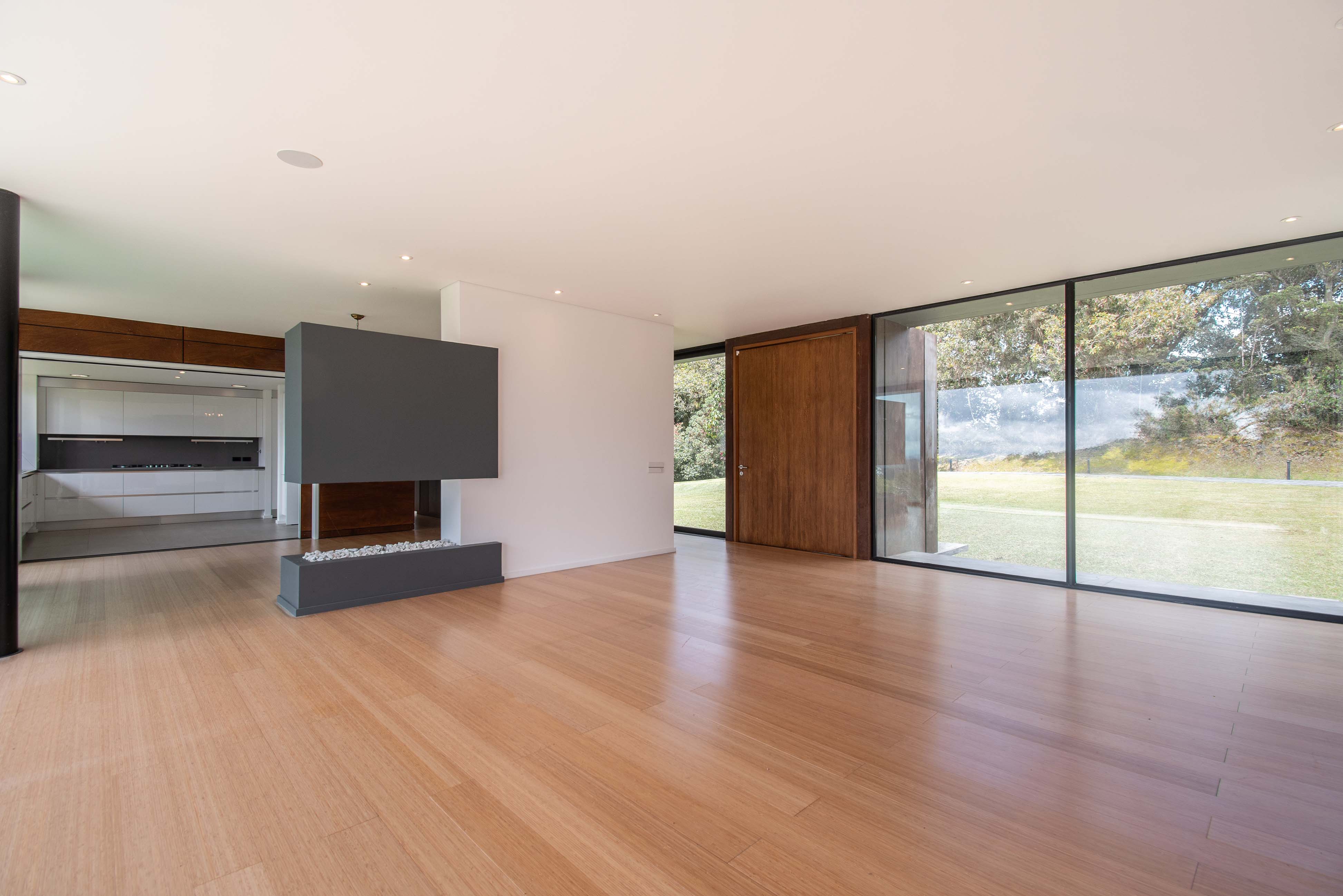 Casa de diseño para venta en El Alto de Palmas | Sector La Acuarela