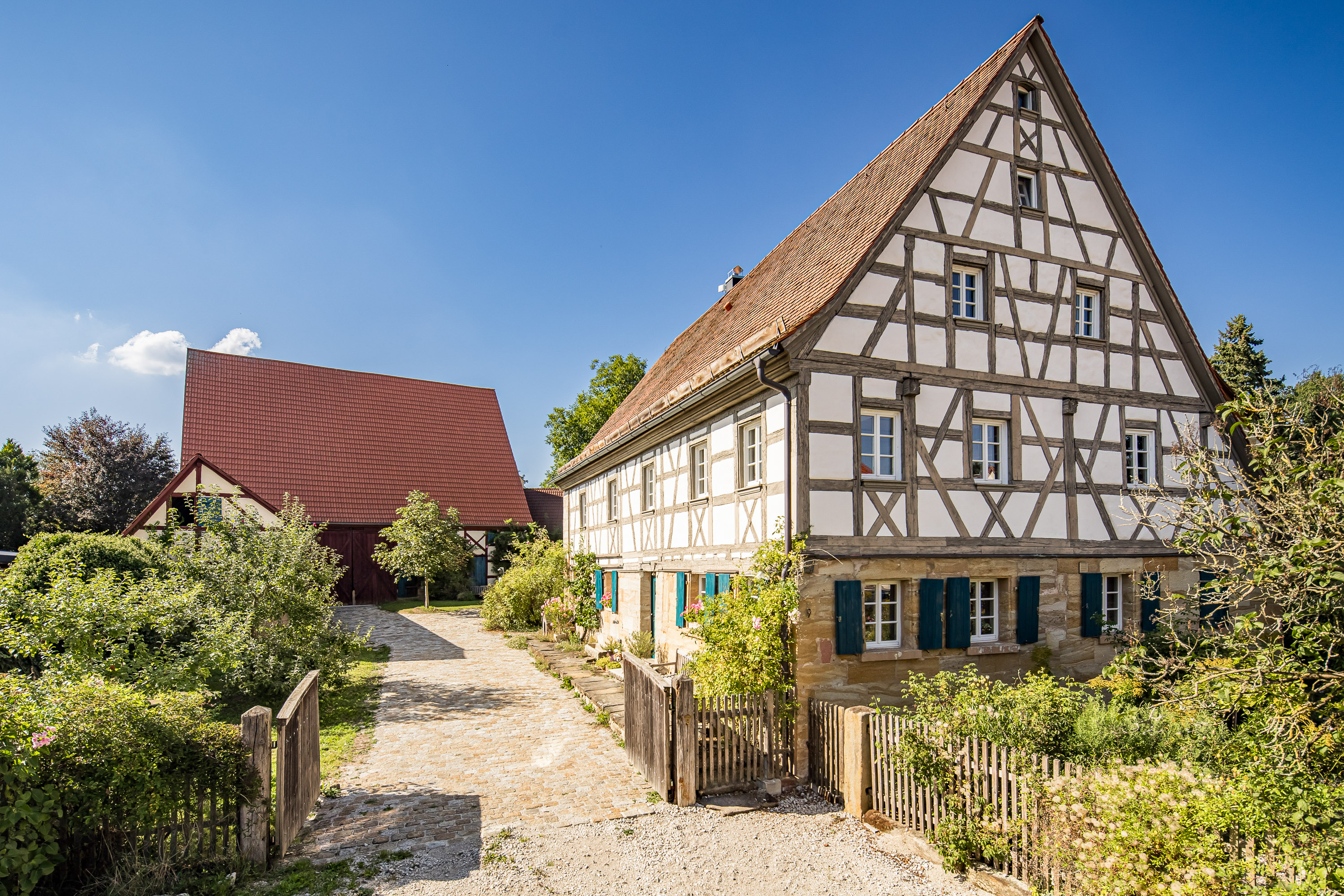 Zeitlos schön: liebevoll saniertes Fachwerkhaus mit Geschichte und Perspektive