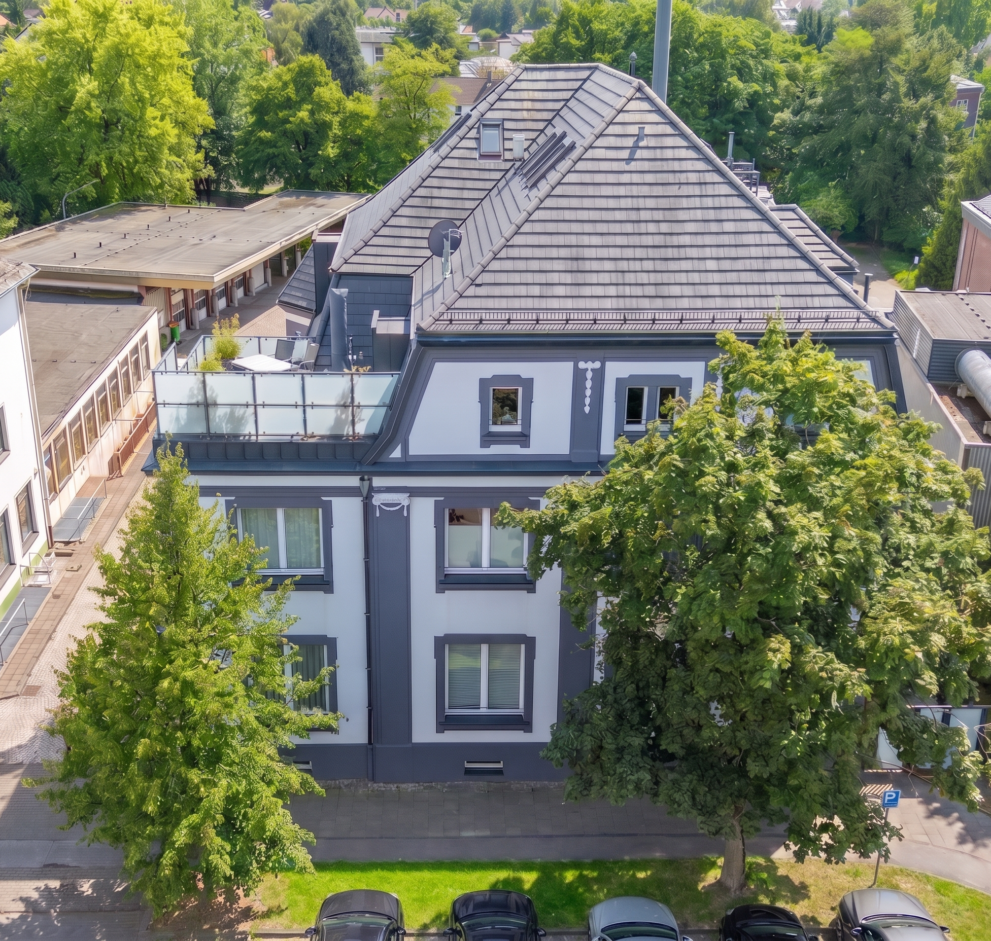 Modern Living: 155 m² Penthouse, Bad en Suite & Panorama-Terrasse