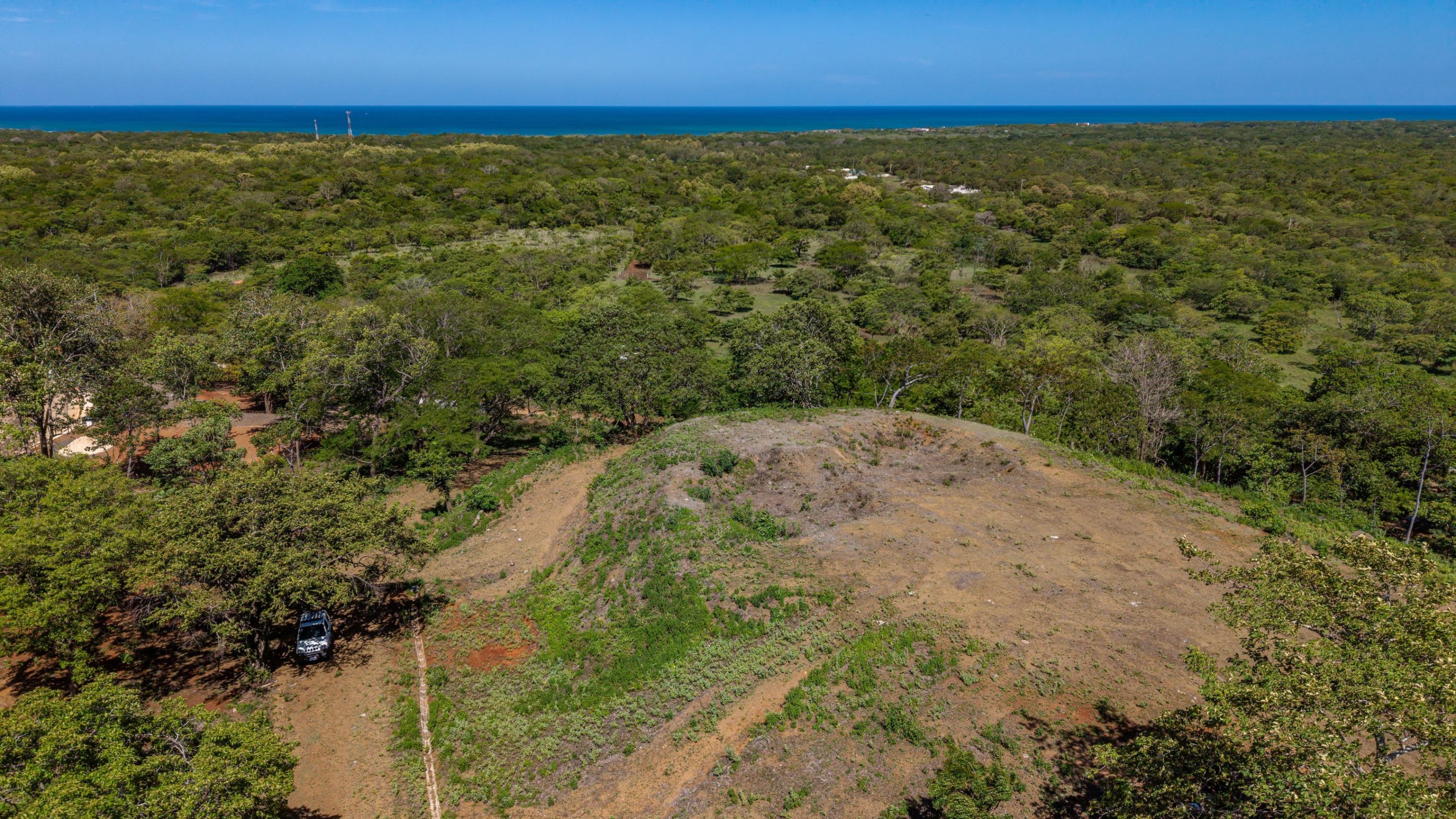 Rare oceanview land | 2.5 hectares | Playa Avellanas