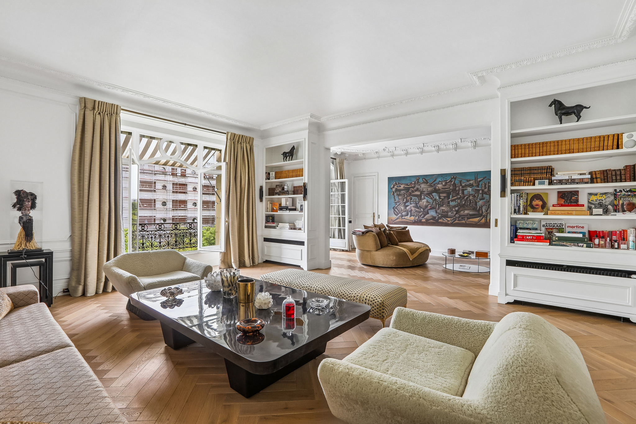 Fully renovated luxury apartment near the Trocadéro