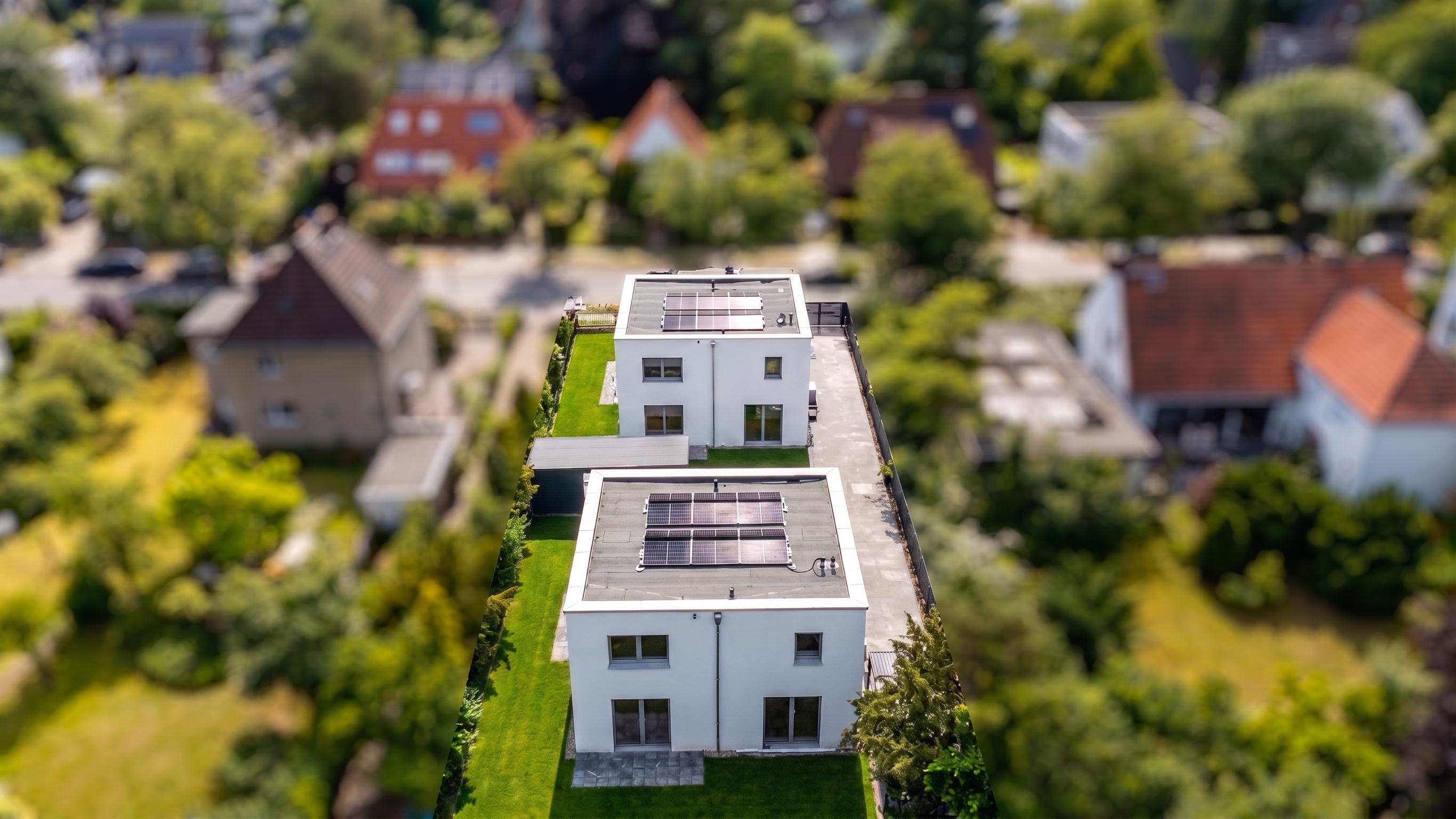 2 Neubau-Einfamilienhäuser als Mehrgenerationenlösung mit grünem Garten - sofort bezugsfertig!
