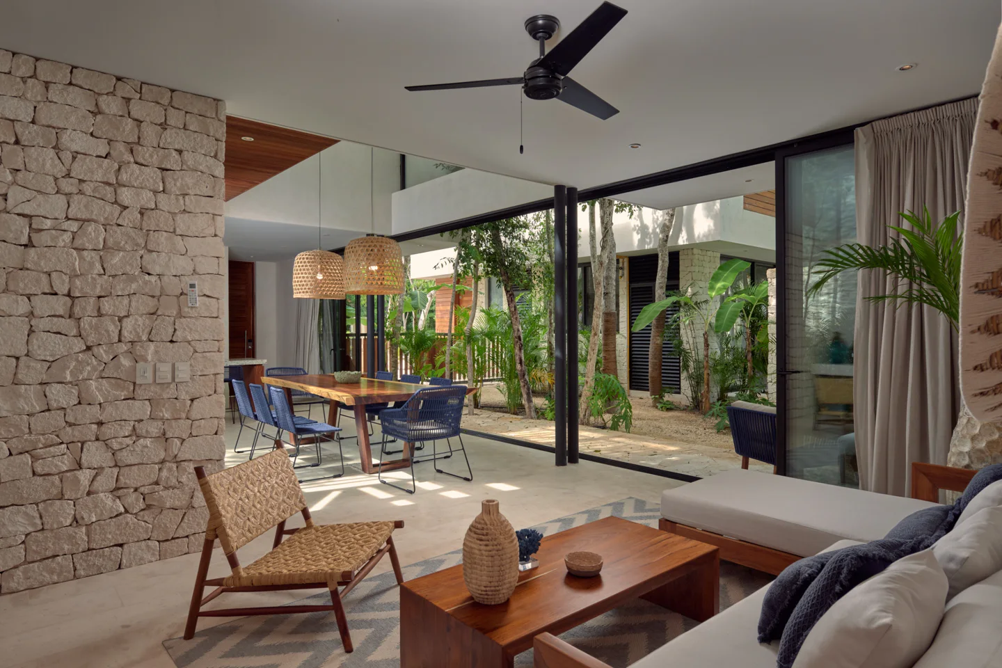 Casa David - 3 Bedroom Jungle Villa with Rooftop Pool 5