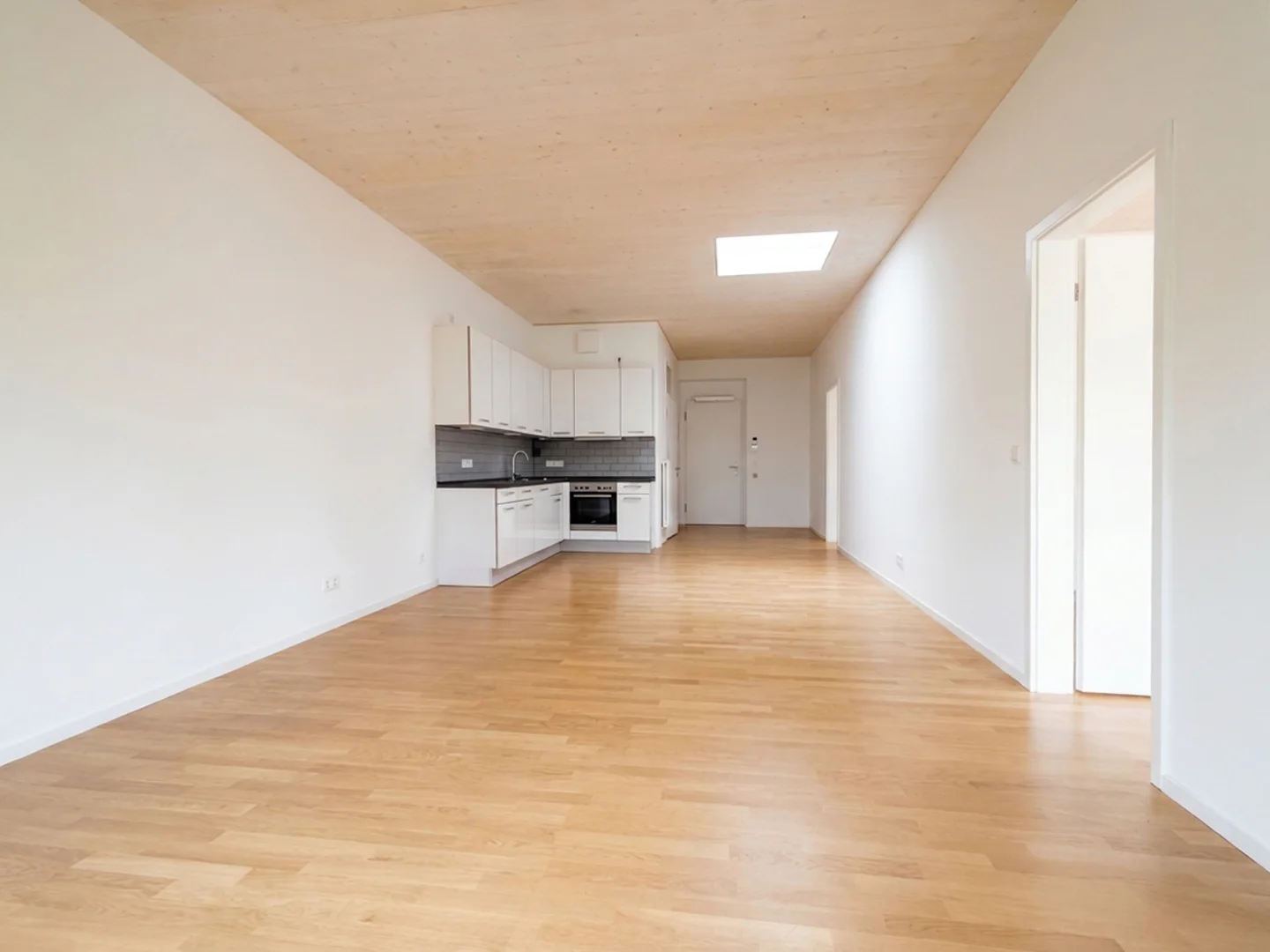 Moderne 3 Zimmer-Dachgeschosswohnung mit Aufdachterrasse - Photo 3